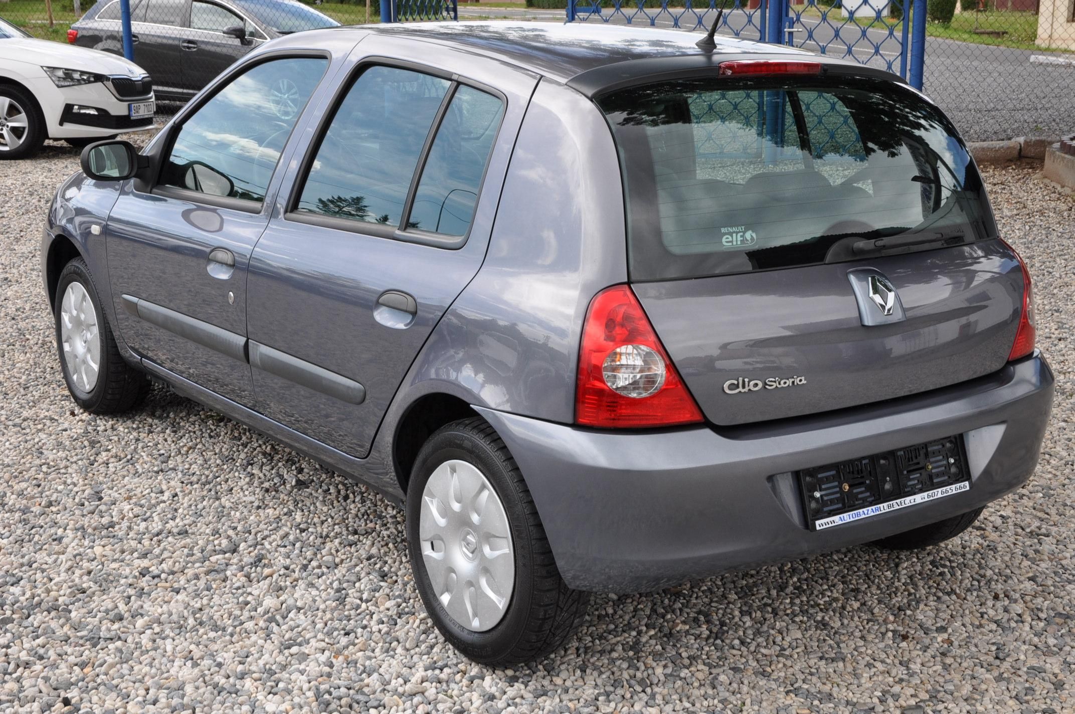 Renault Clio, 1.2i 43kW 5dv. KLIMA - fotka 4
