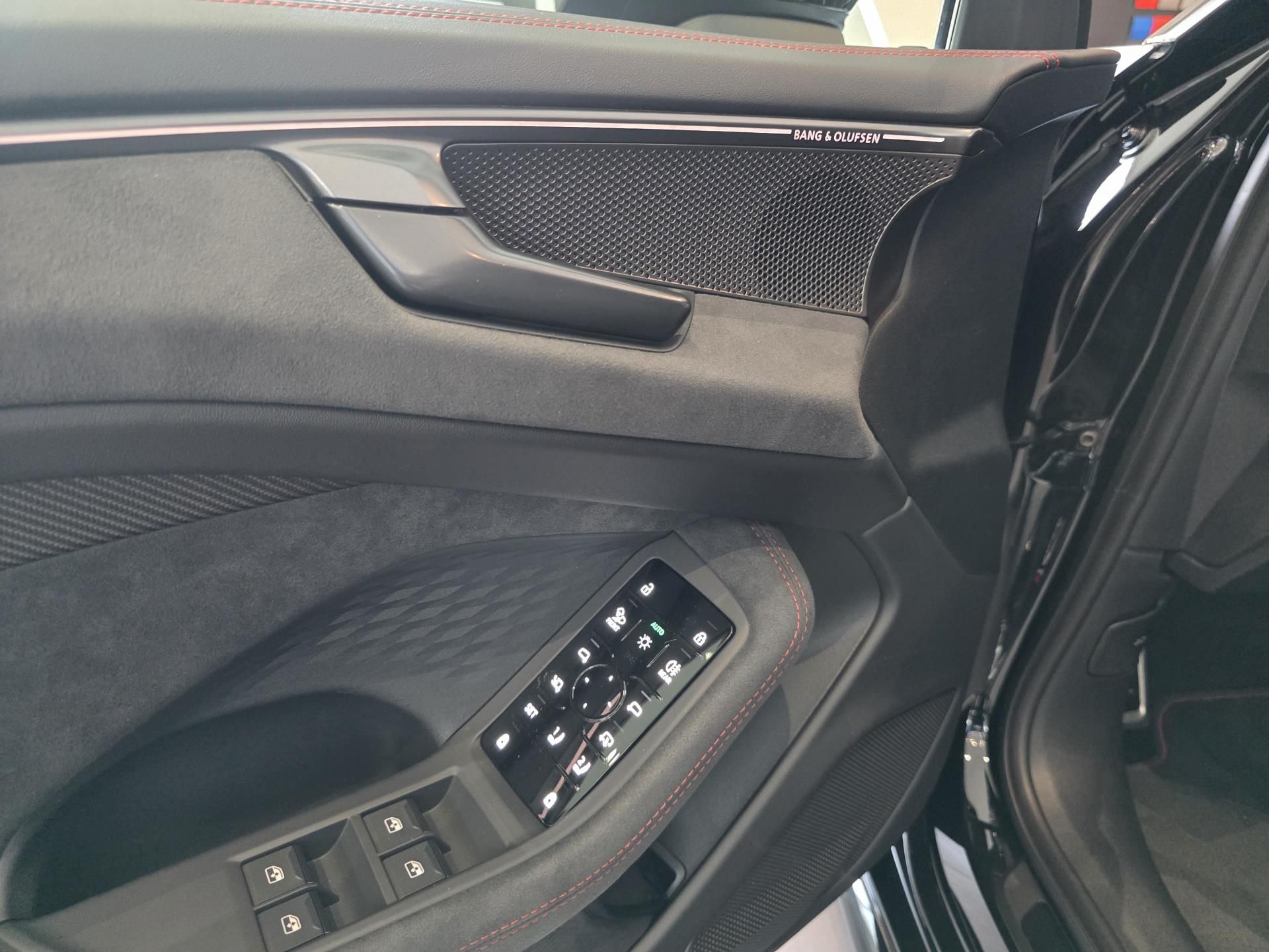 Audi A6 Avant, TDI quattro 220kW Stronic - fotka 6