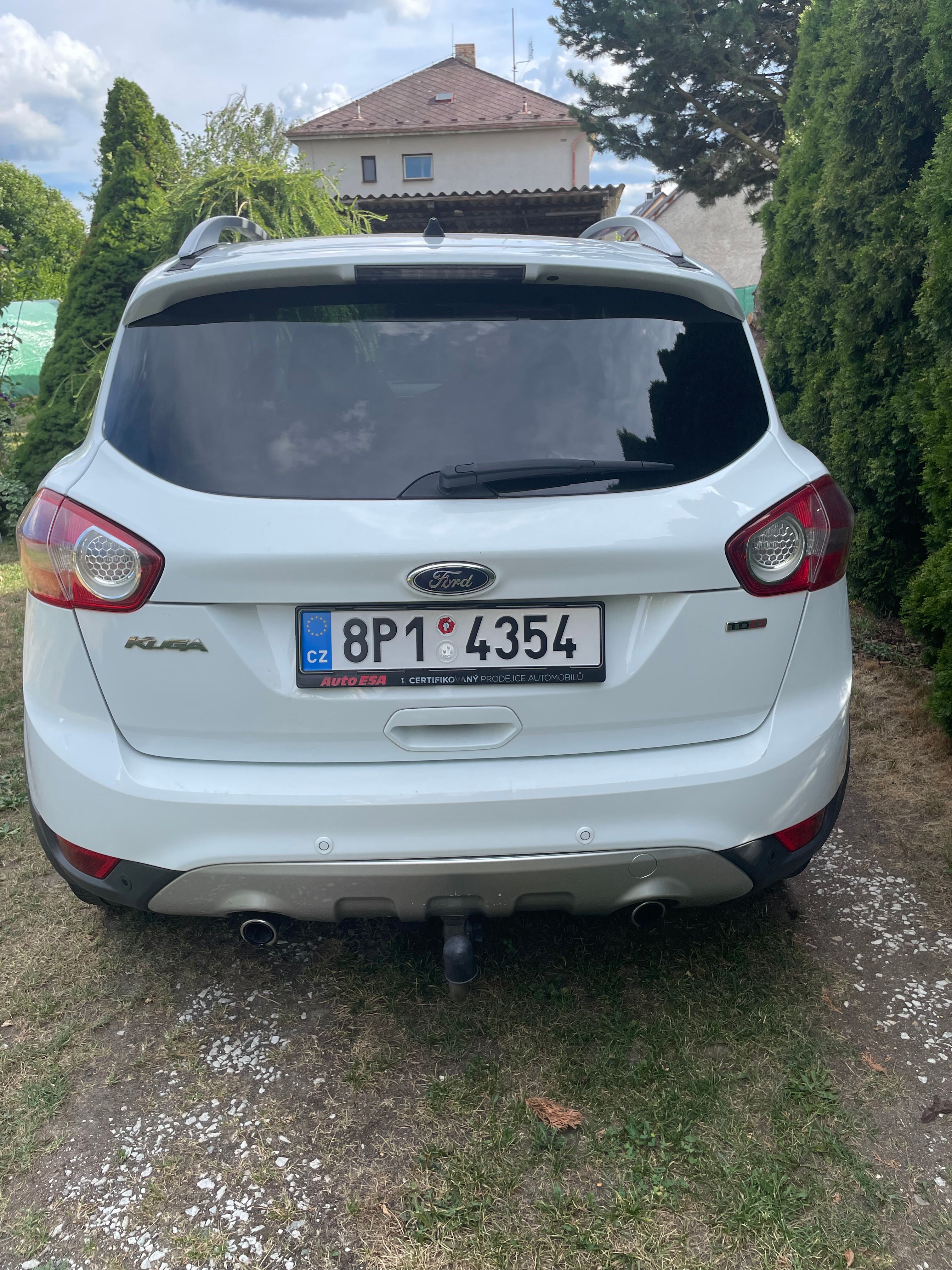 Ford Kuga, Ford Kuga 2.0 TDCi 103kW, 2010 - fotka 3