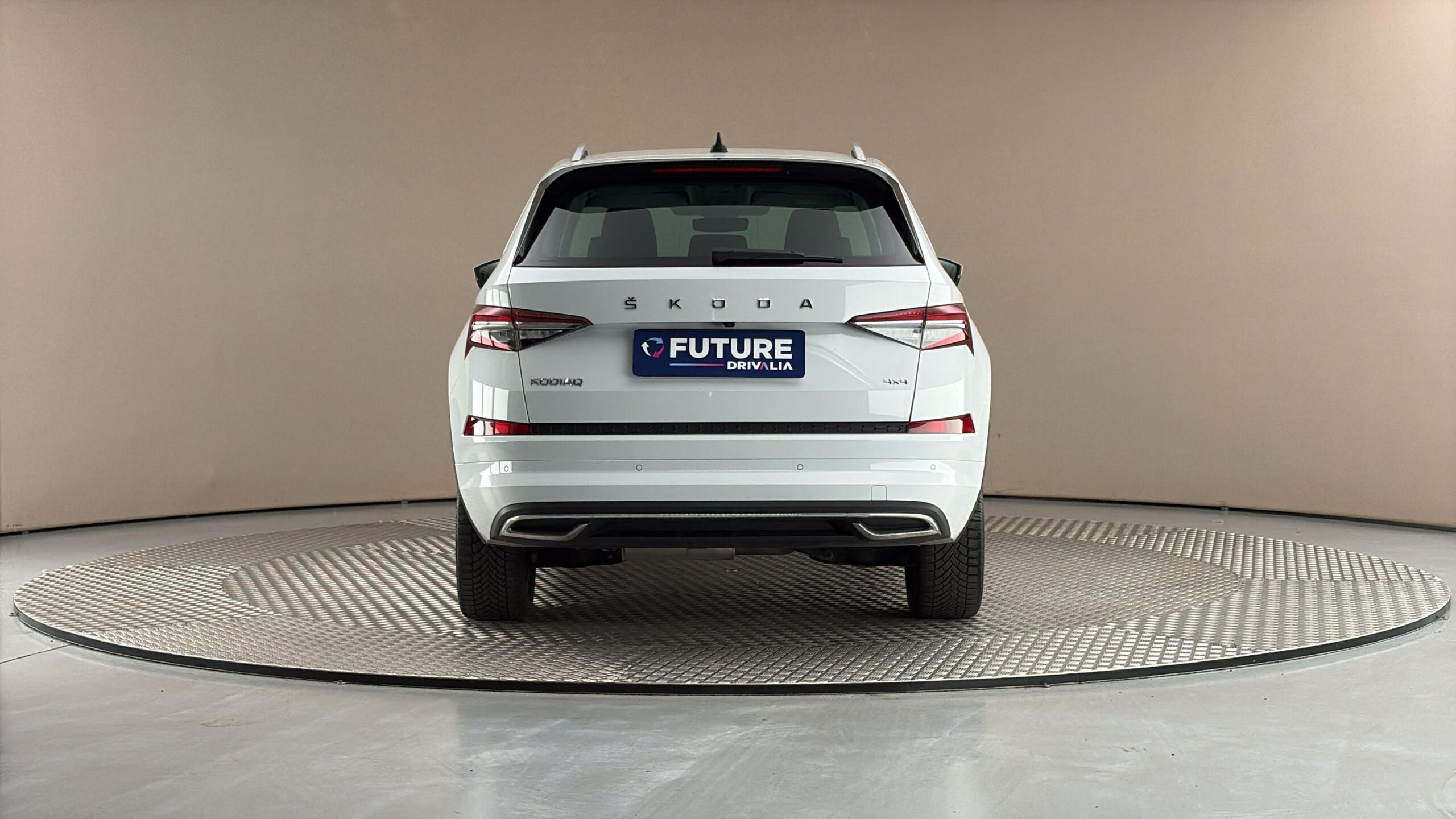 Škoda Kodiaq, 2.0 TDI DSG 4x4 L&K - fotka 5