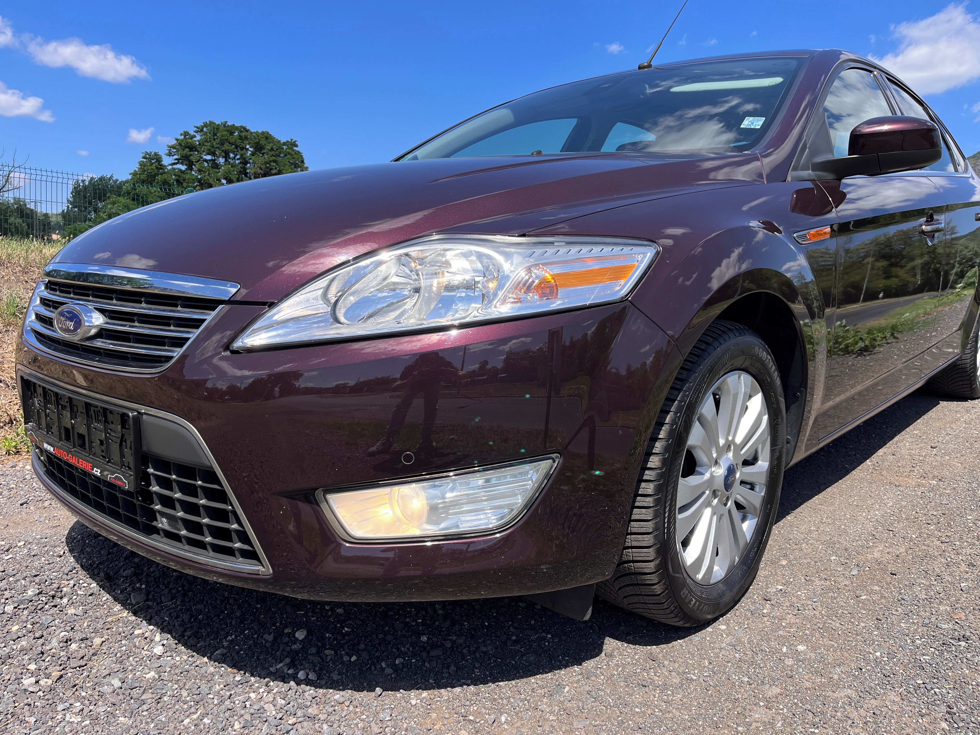 Ford Mondeo, 2.3i A/T,GHIA,SERVIS FORD - fotka 2