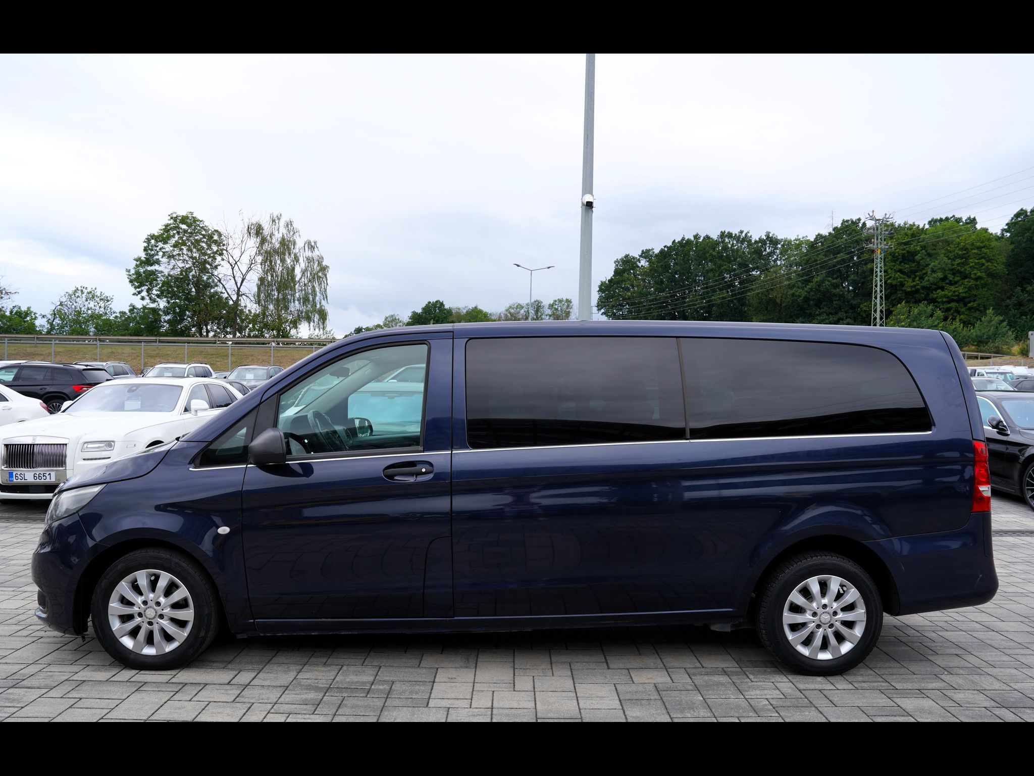 Mercedes-Benz Vito, Tourer 116 CDI Long/9 míst - fotka 3