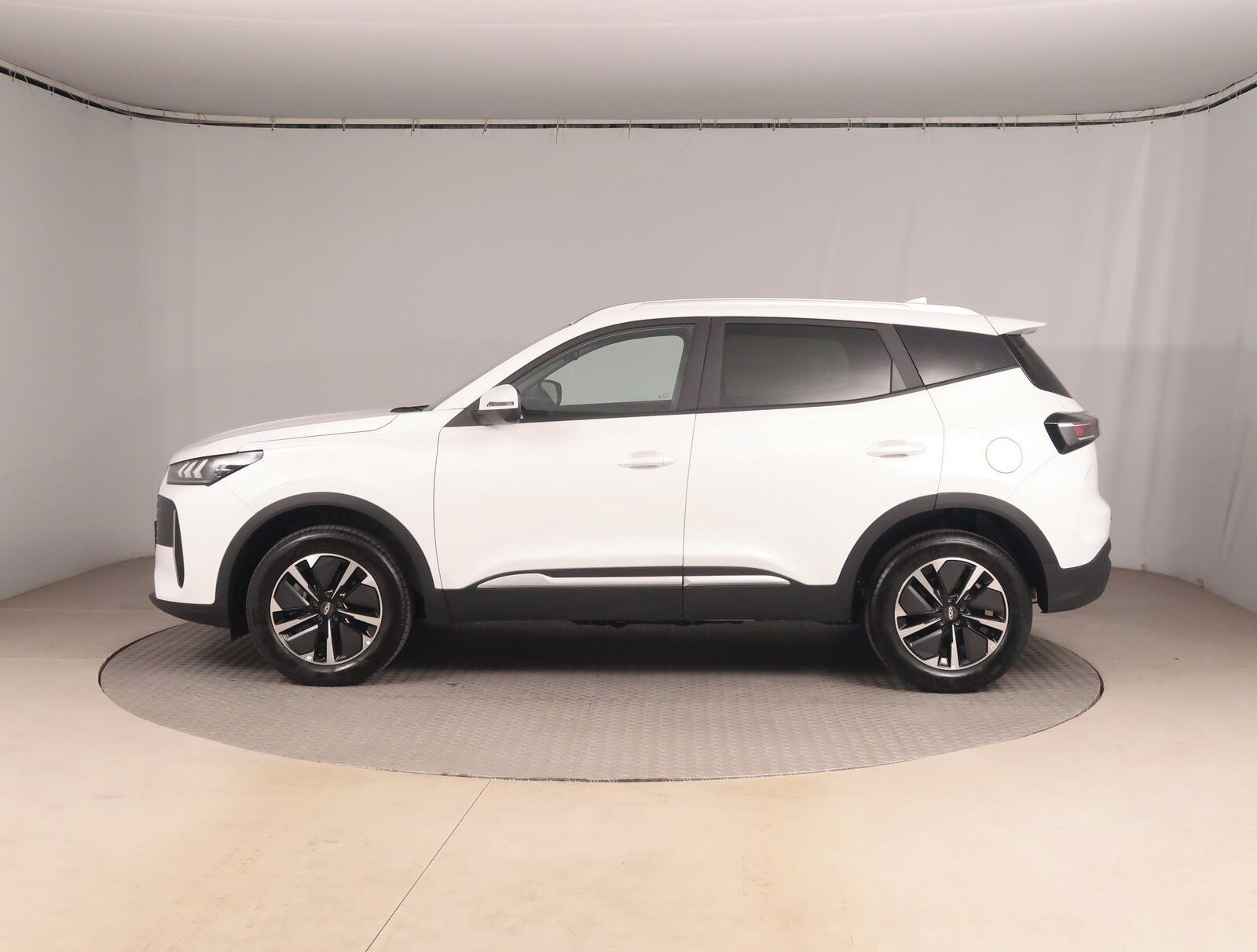 Chery Tiggo 4 HEV, 1.5 Hybrid, Unique, UNIQUE - fotka 3