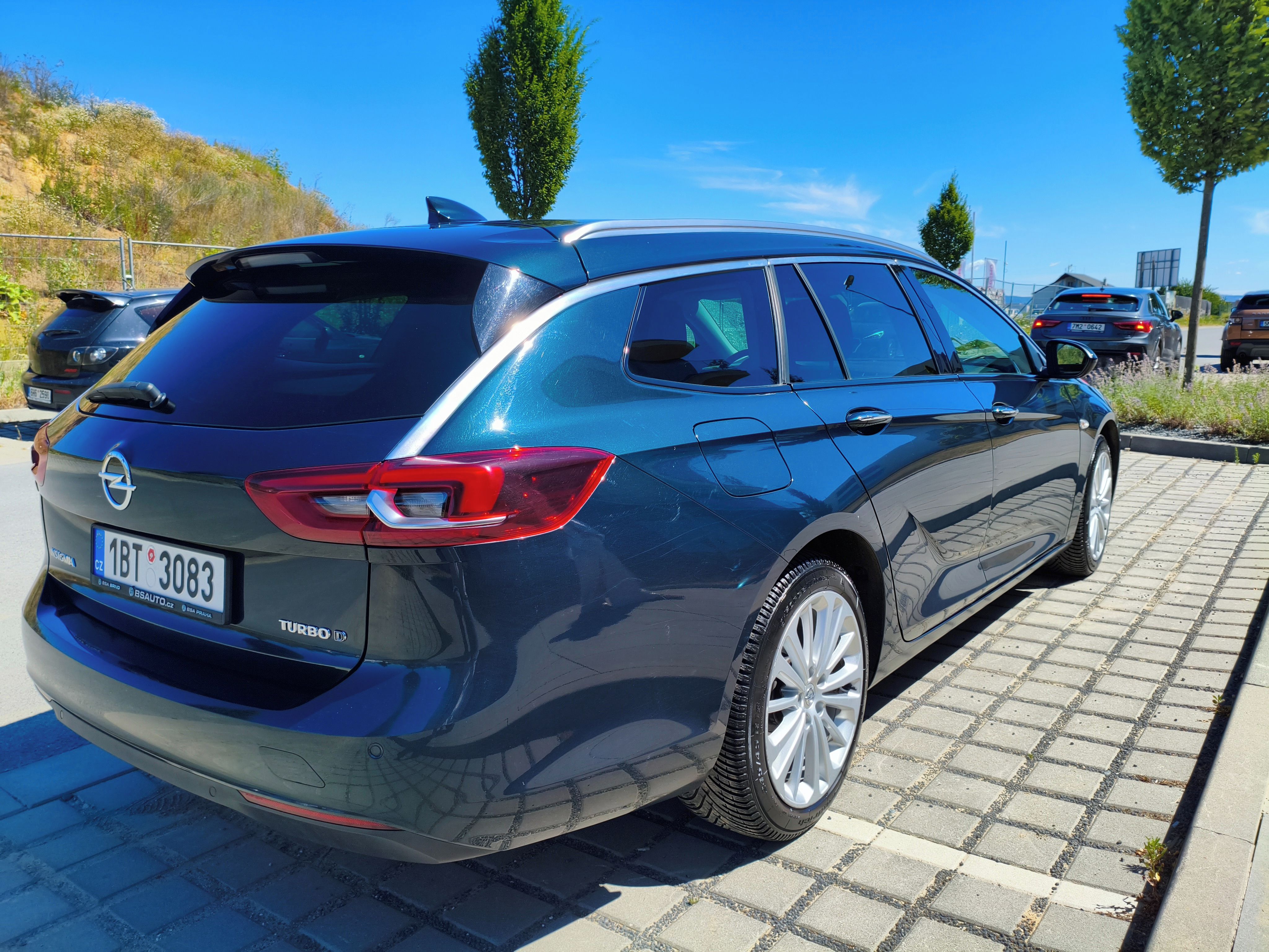 Opel Insignia, 2.0 Turbo D - fotka 3
