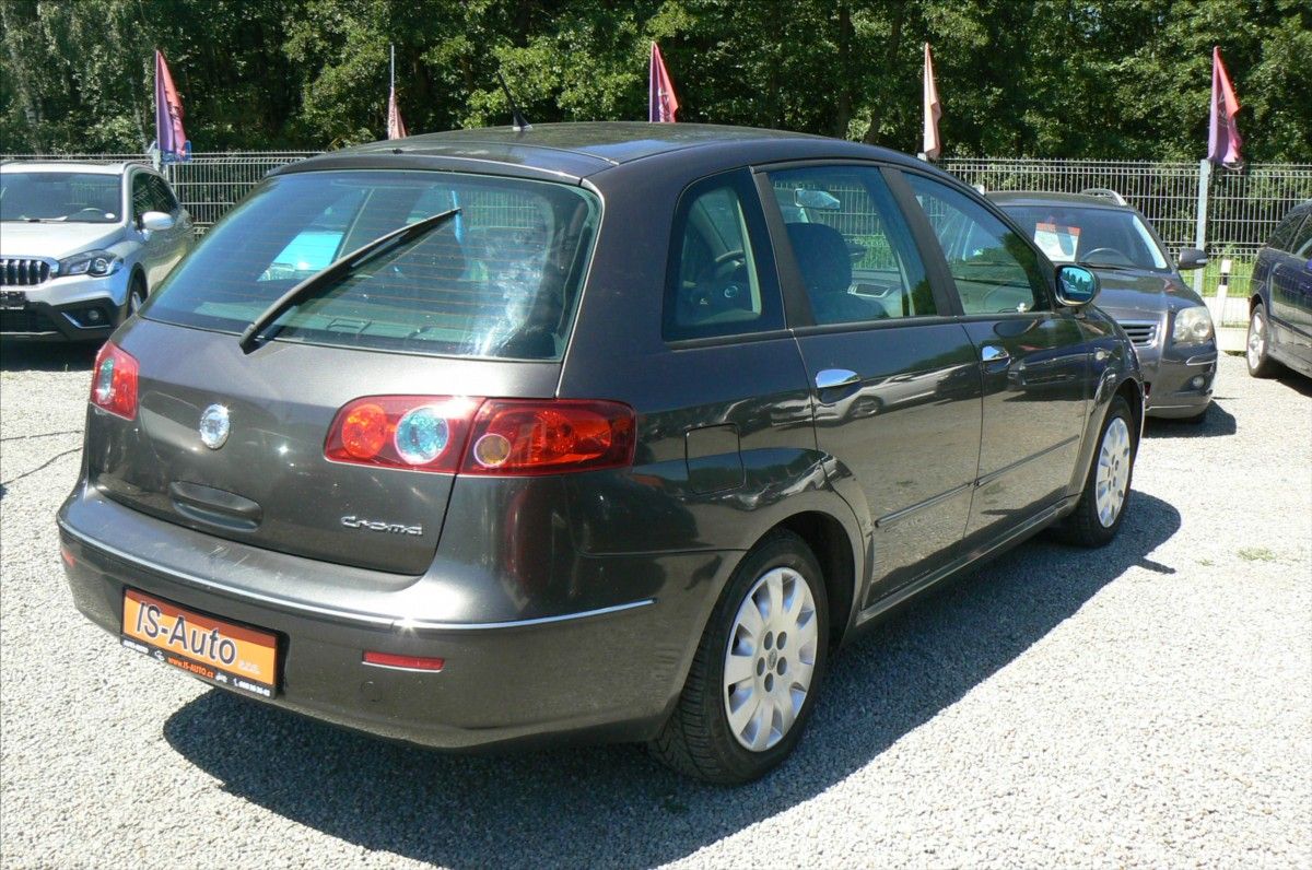 Fiat Croma, 1,9 JTD COMBI - fotka 4