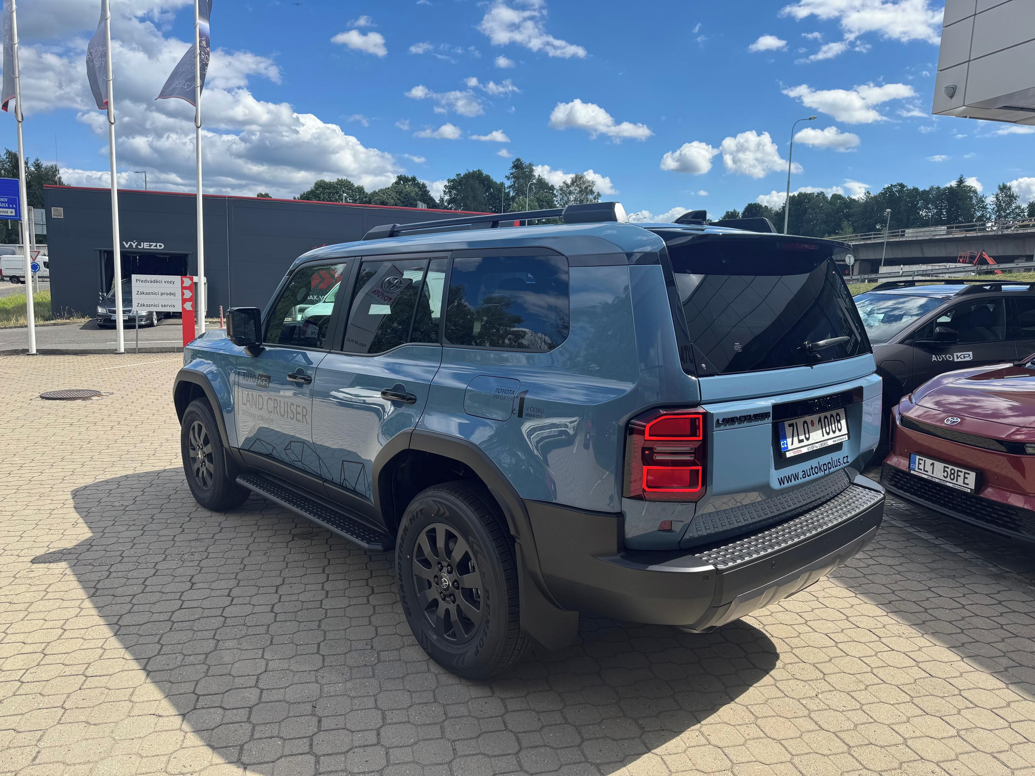 Toyota Land Cruiser, 2,8 MHEV Invincible - fotka 4