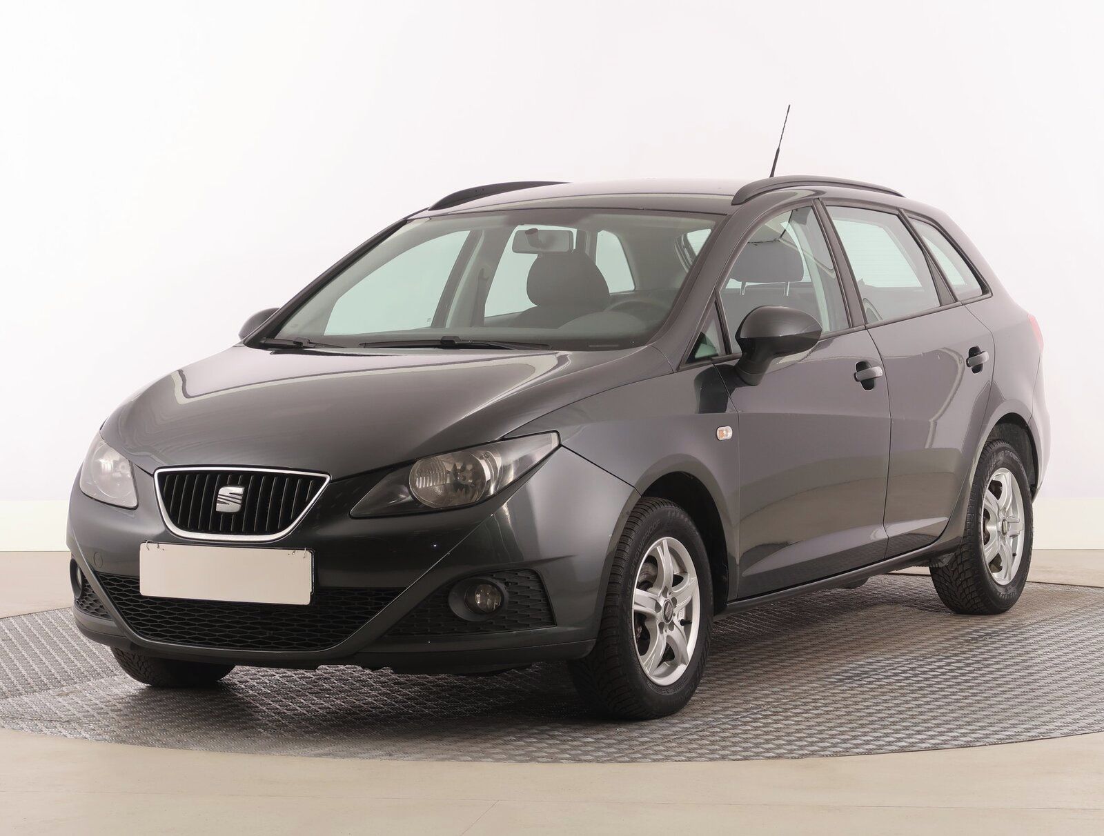 Seat Ibiza, 1.2 TDI, po STK - fotka 2