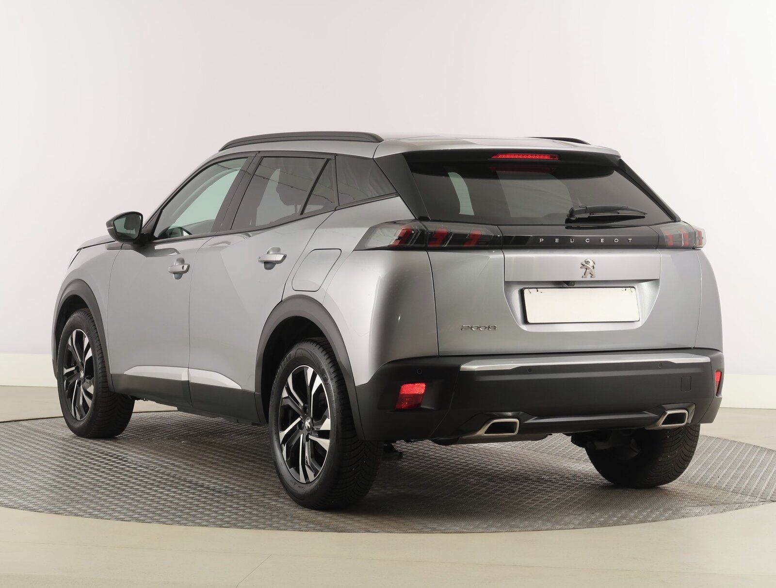 Peugeot 2008, 1.2 PureTech, Allure, Automat - fotka 4
