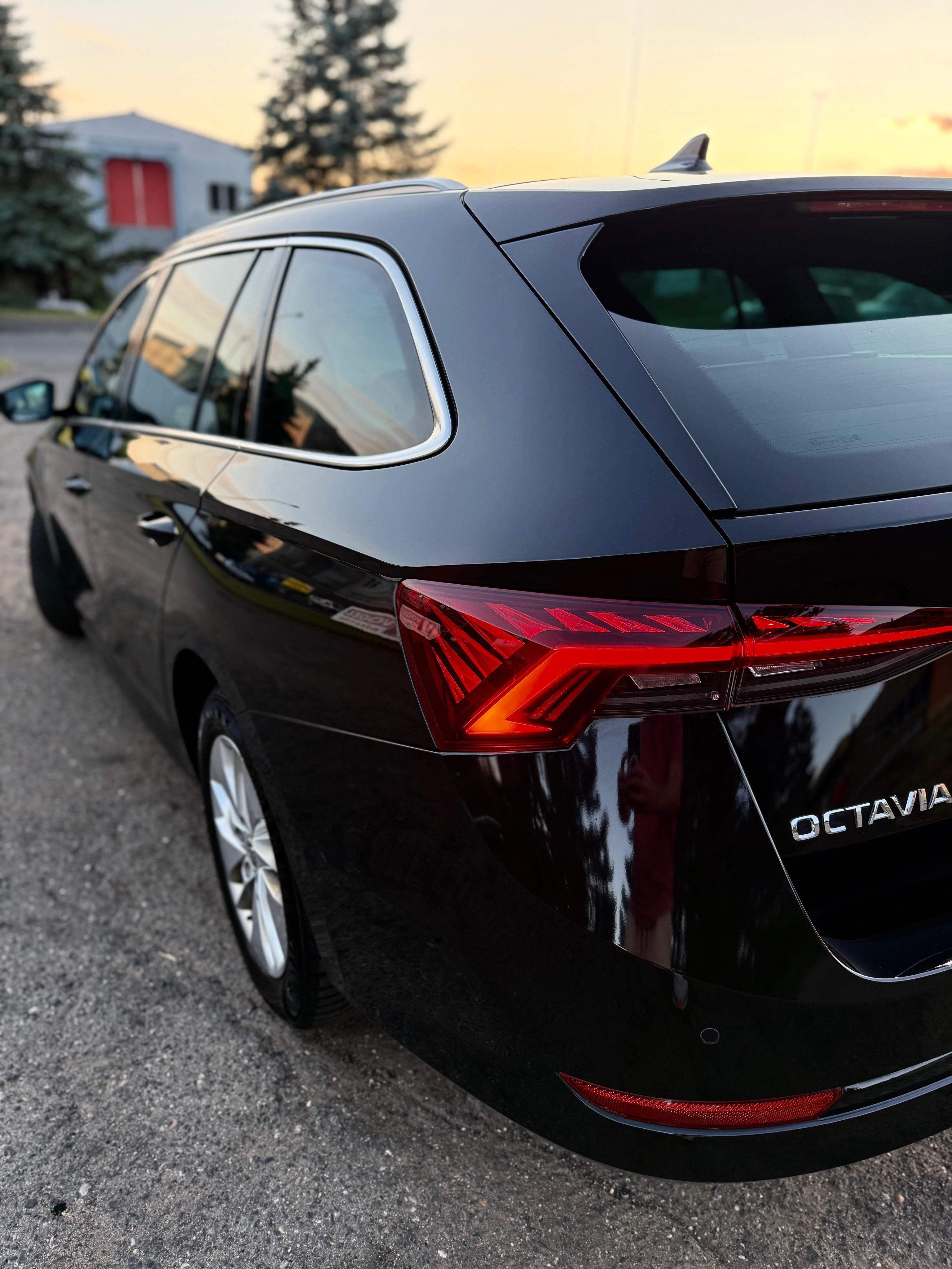 Škoda Octavia, 2.0TDI  2023 - fotka 6