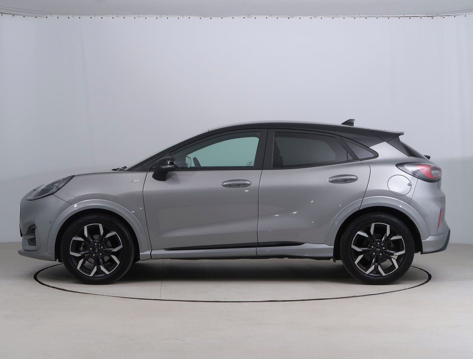 Ford Puma, 1.0 EcoBoost mHEV, ST-Line X - fotka 3
