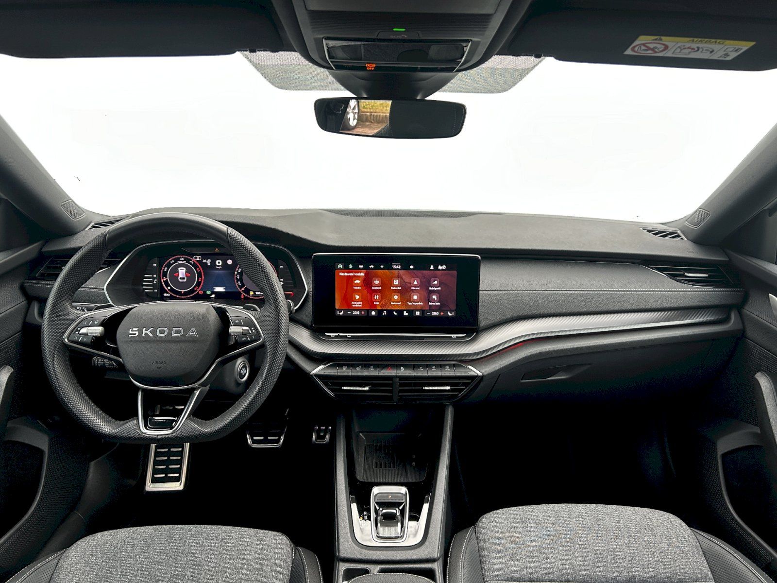 Škoda Octavia, Combi 2.0 TDI 110kW DSG Sportl - fotka 5