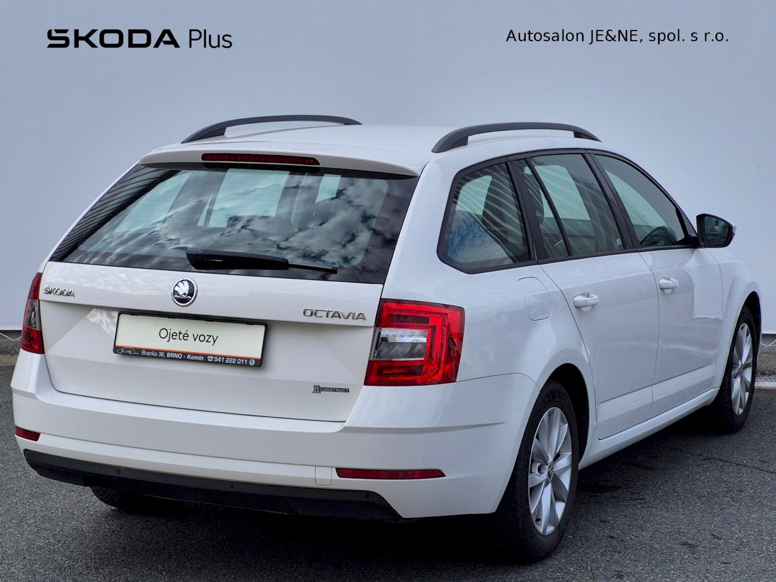 Škoda Octavia, Ambition PLUS 1.6 TDI 85kW Com - fotka 2