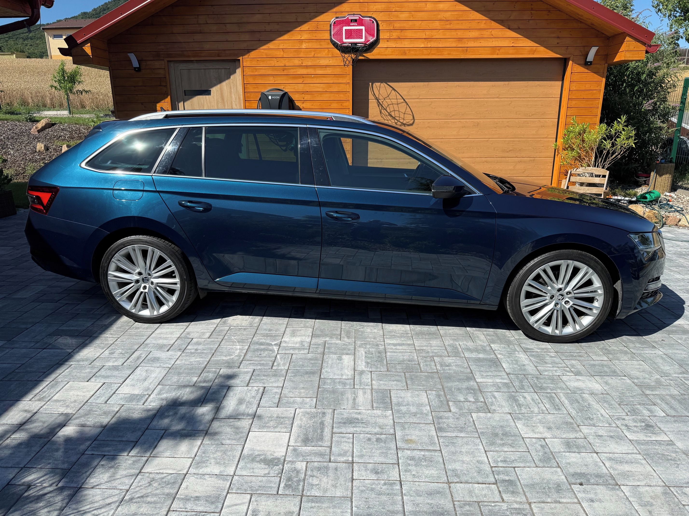Škoda Superb, Škoda Superb 2.0TDI - fotka 4