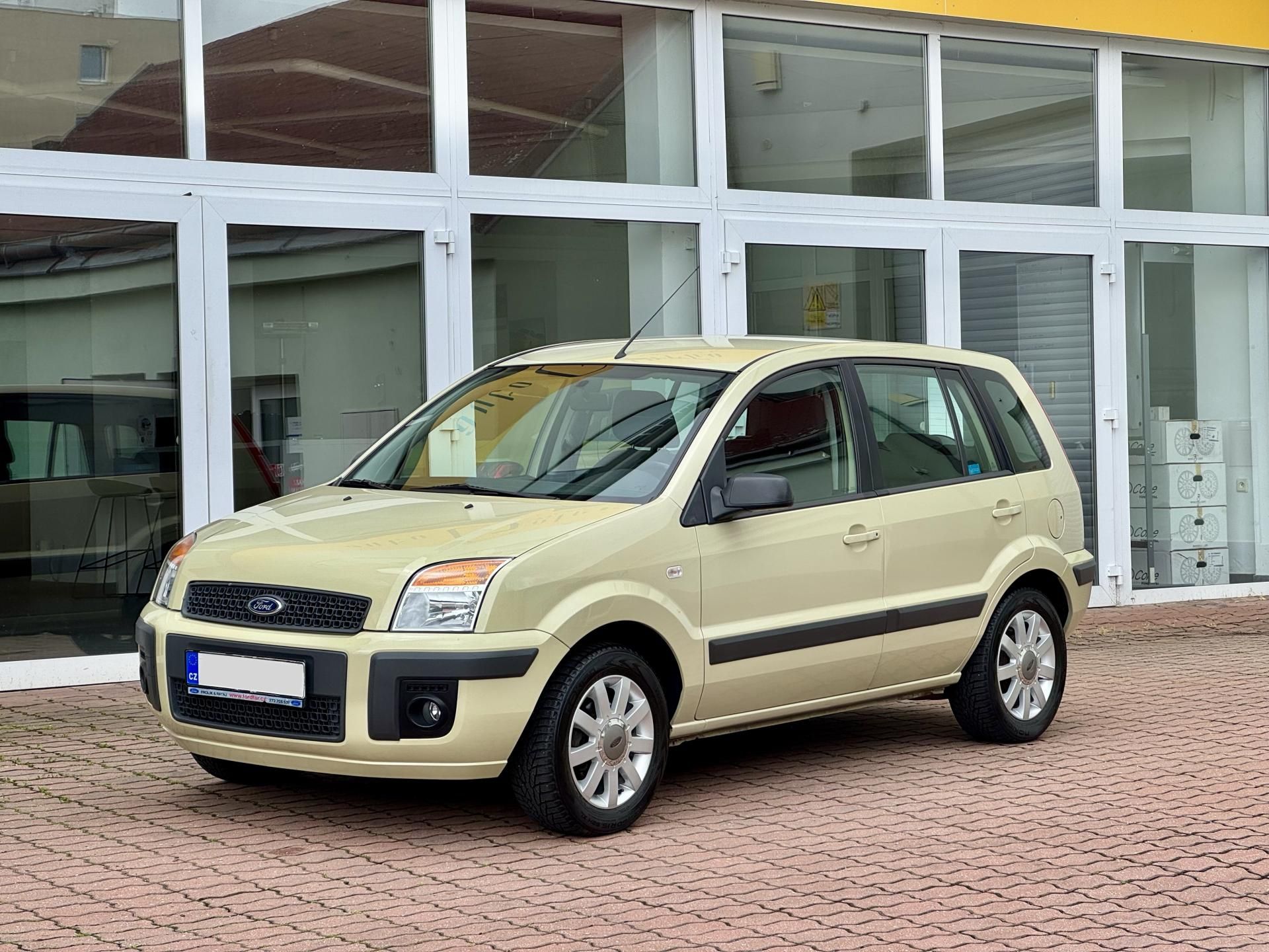 Ford Fusion, 1.4i 59kW - fotka 2