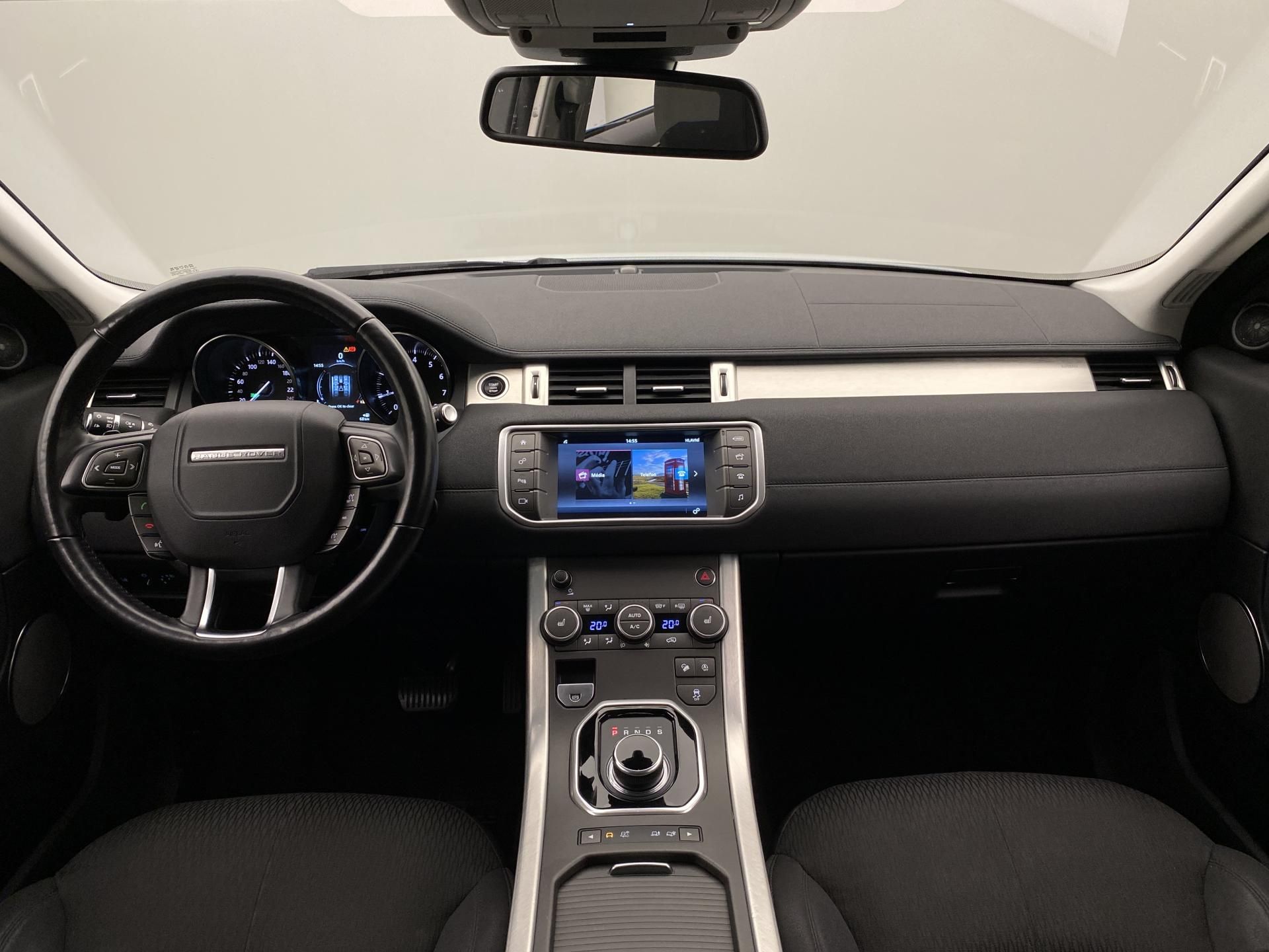 Land Rover Range Rover Evoque, 2.0 Si SE AWD AUT CZ - fotka 2
