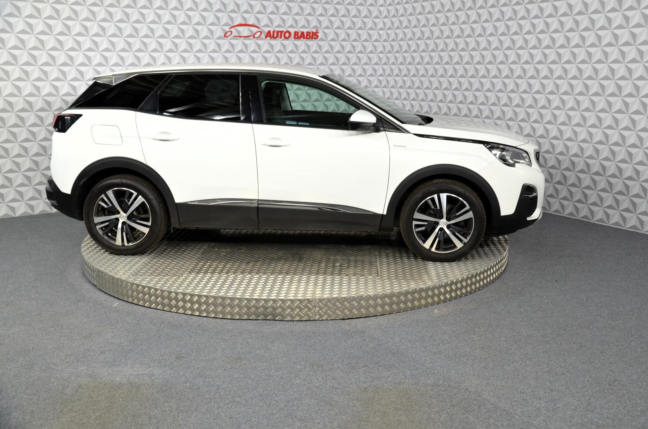 Peugeot 3008, 1.5bHDi 130 Allure - fotka 4