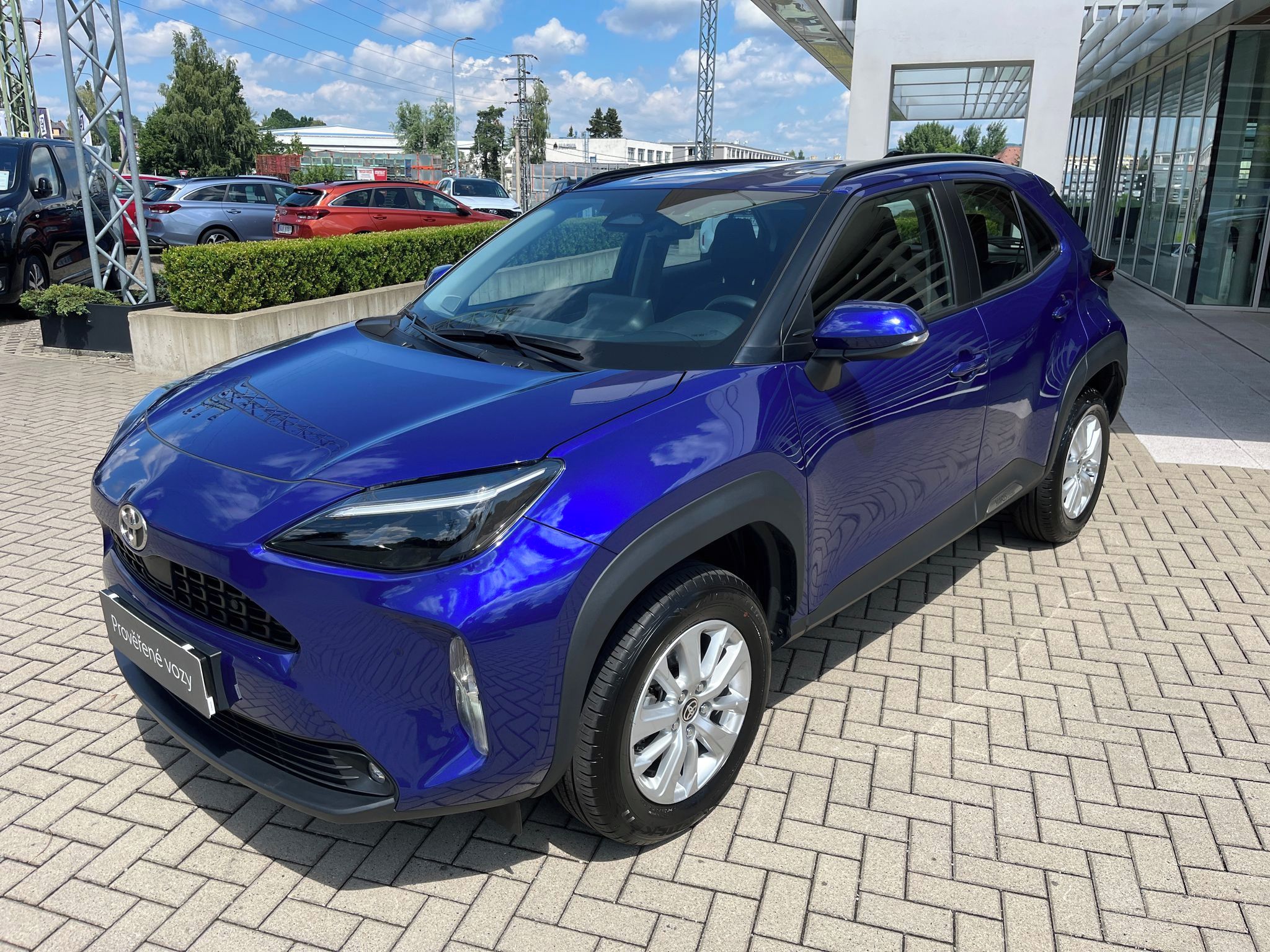 Toyota Yaris Cross, 1.5 Hybrid e-CVT Comfort - fotka 2