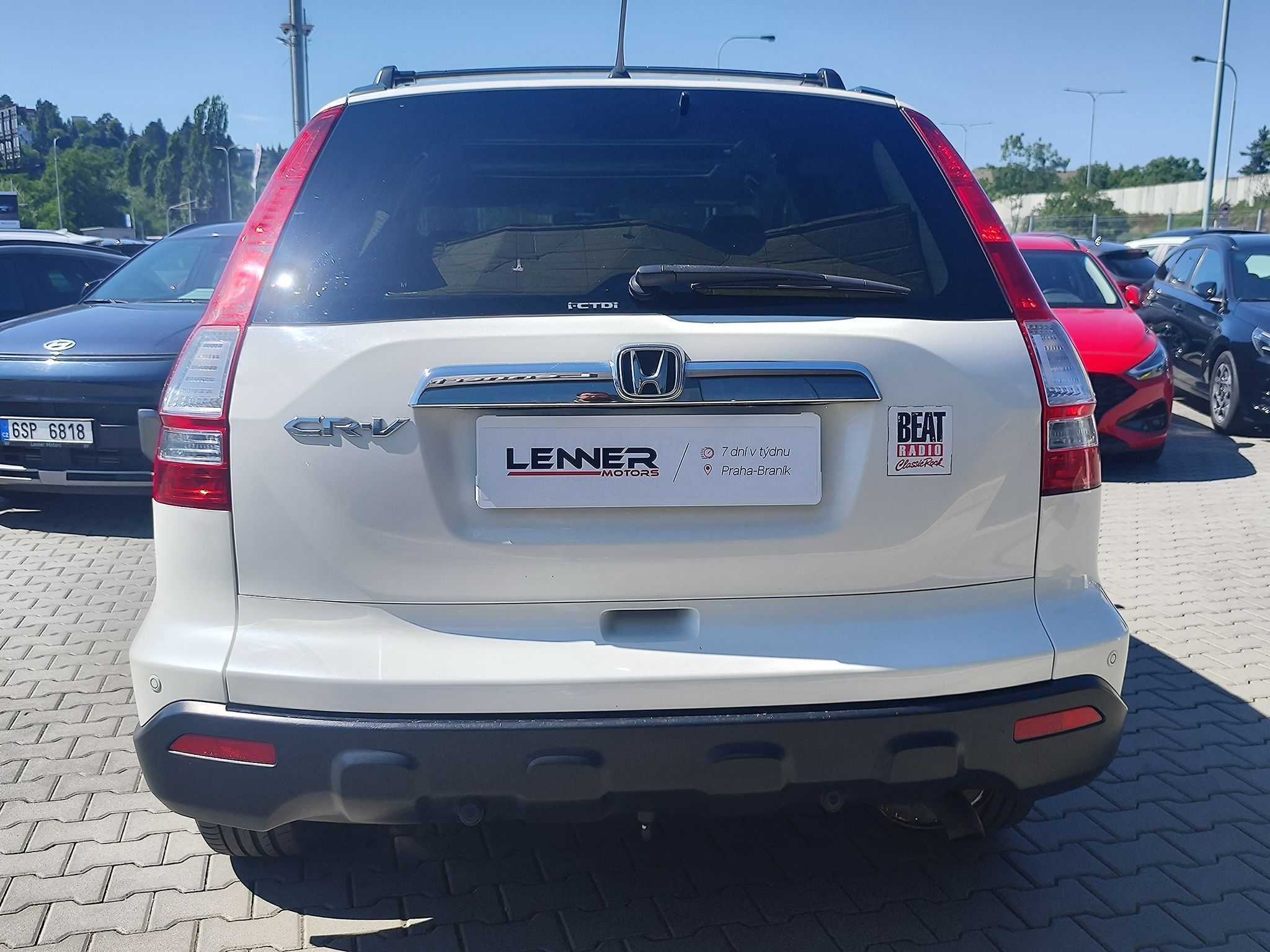 Honda CR-V, 2.2 i-CDTI/Executive ČR 1.Maji - fotka 6