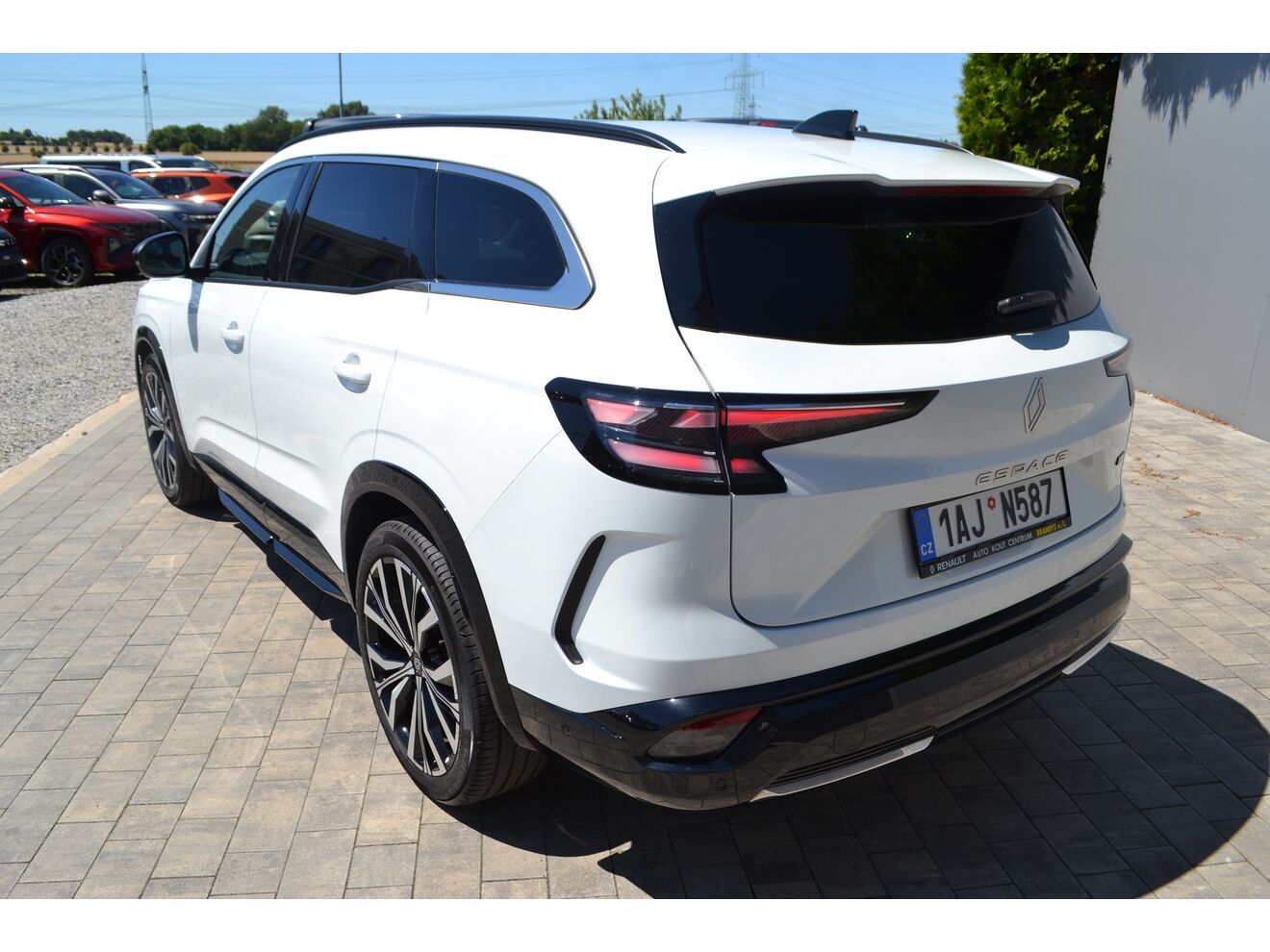 Renault Espace, ICONIC E-TECH FULL HYBRID 200k - fotka 3