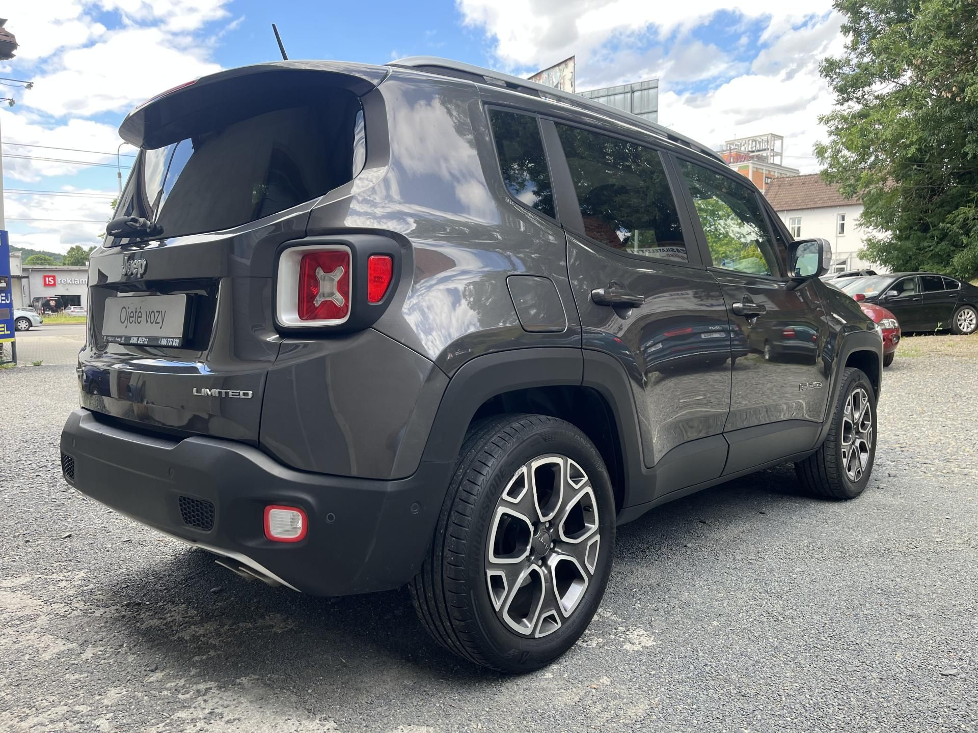 Jeep Renegade, 2,0 D 103 Kw LIMITED 4X4 AT ČR - fotka 5