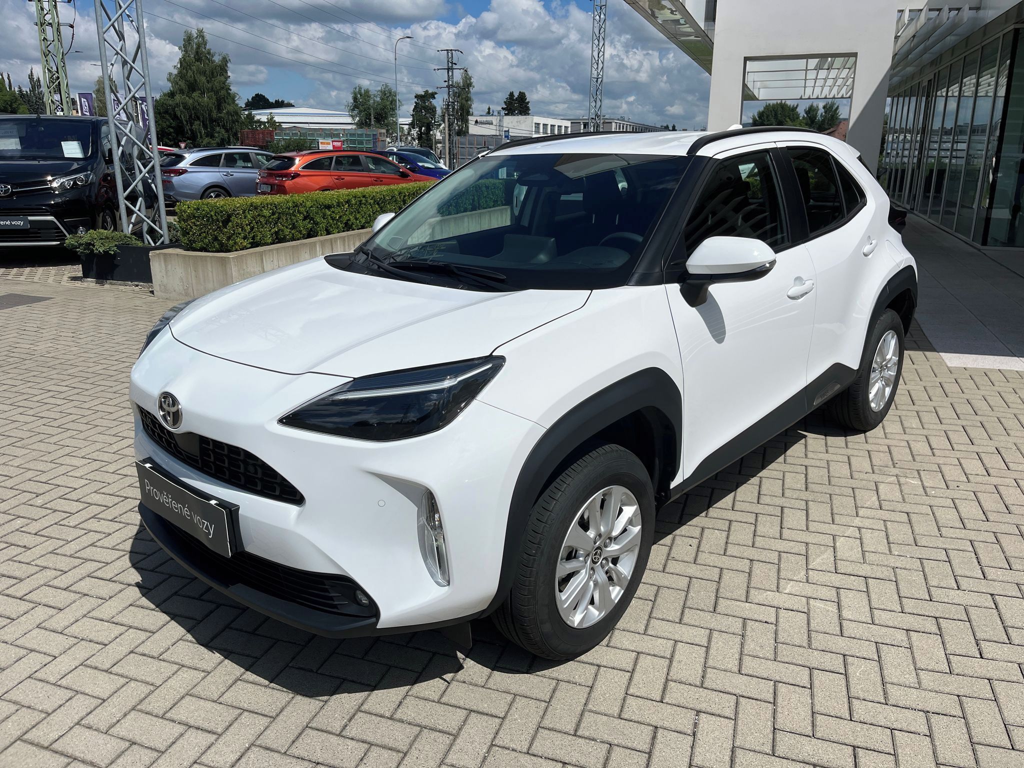 Toyota Yaris Cross, 1.5 Hybrid e-CVT 4x4 Comfort - fotka 2