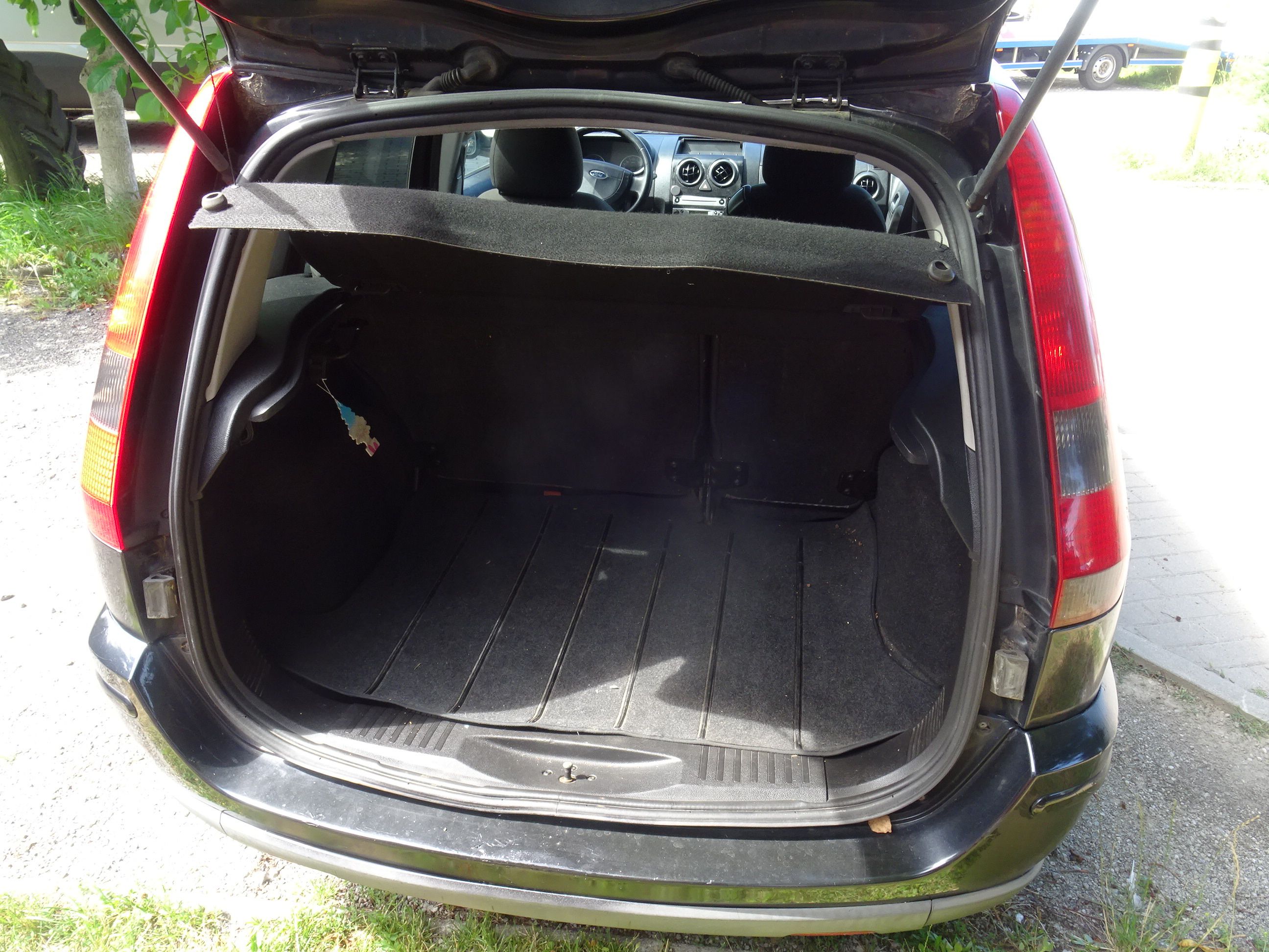 Ford Fusion, 1.6 - fotka 5