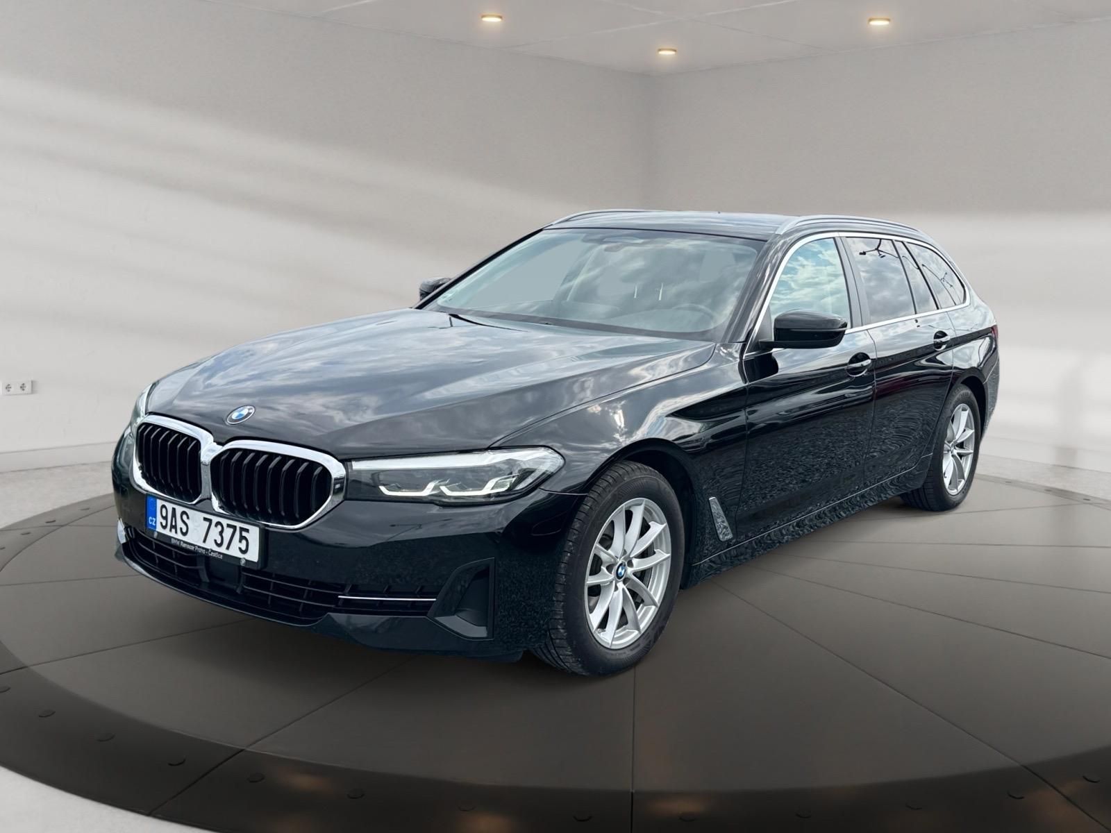 BMW Řada 5, xDRIVE 520d 140kW 4x4 CZ