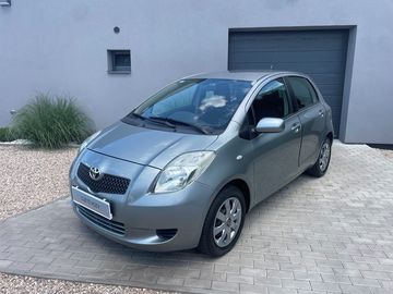 1.0 51KW, Servisní Kniha