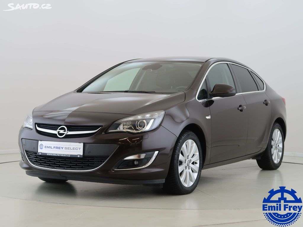 Opel Astra, Cosmo,1.6CDTI,100KW,AC,NAVI