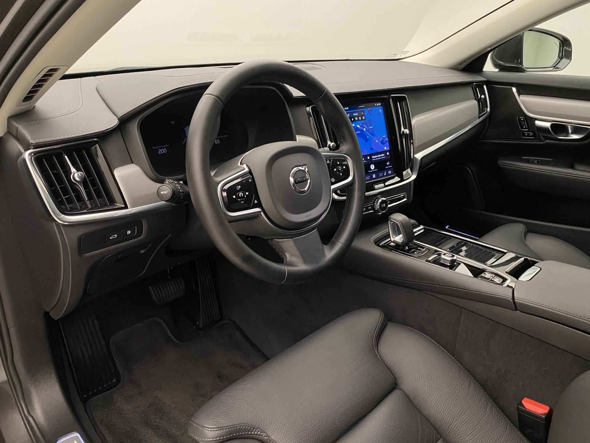 Volvo V90, T6 AWD RECHARGE BRIGHT PLUS - fotka 4