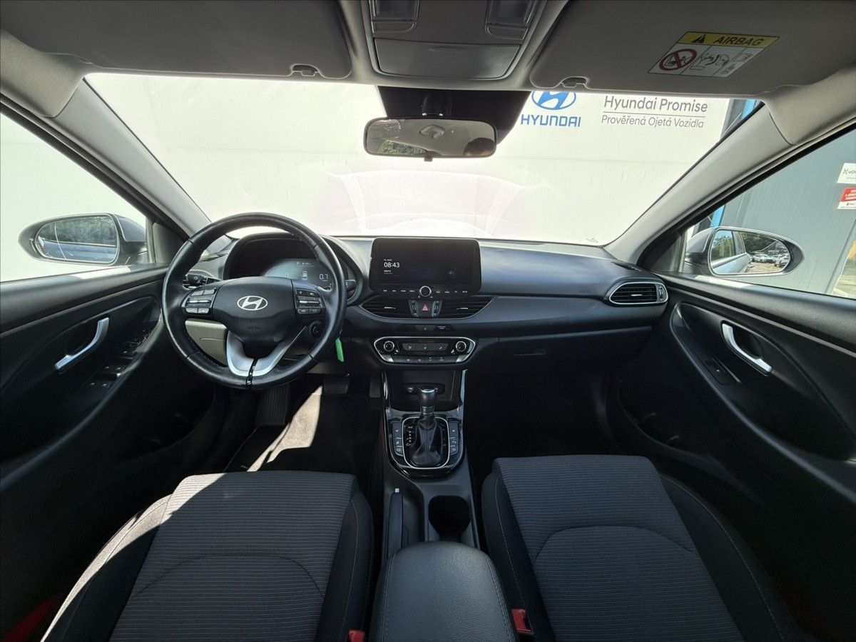 Hyundai i30, 1,5 T-GDI 103kW DCT Family - fotka 5