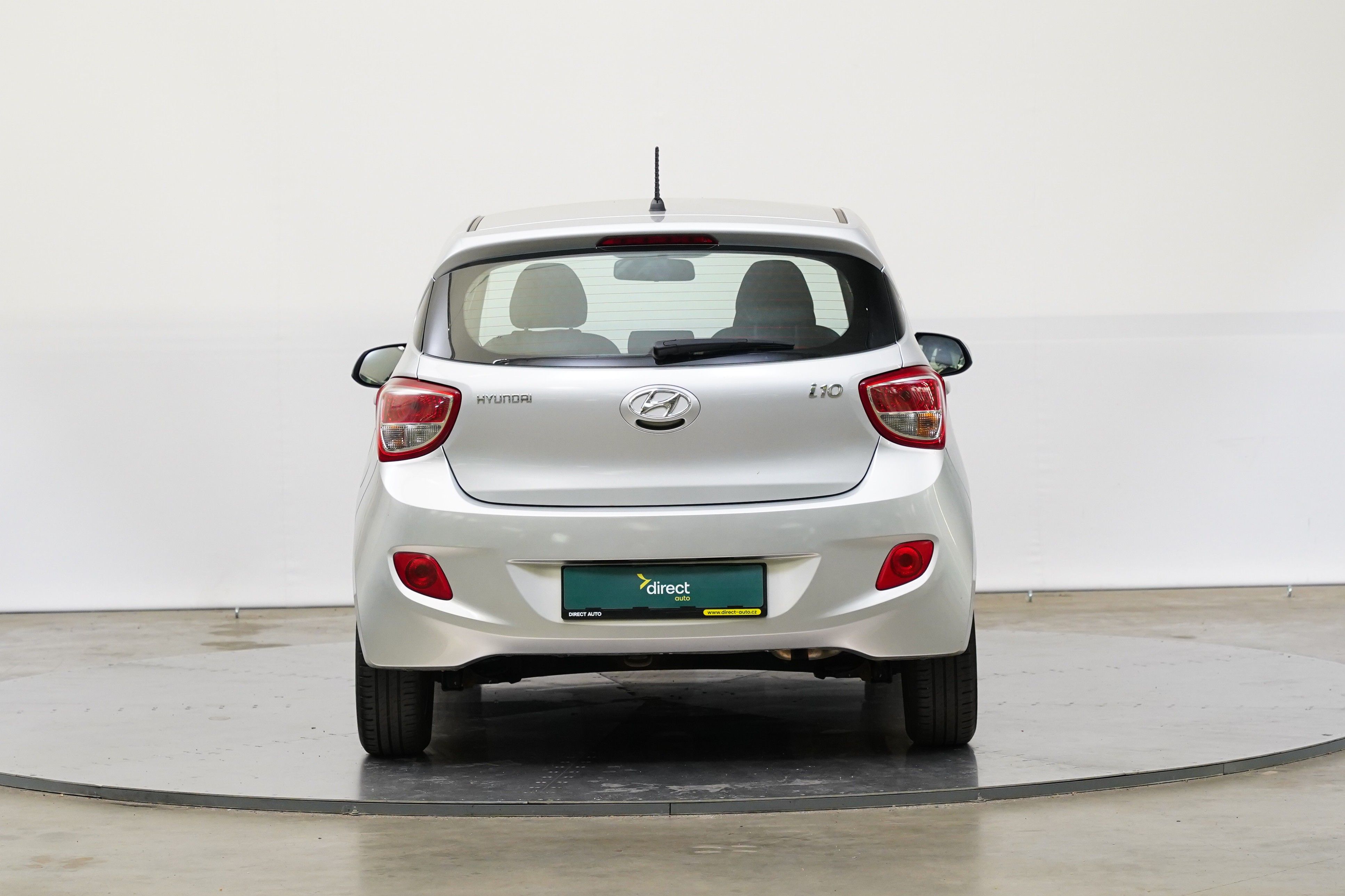 Hyundai i10, 1.0i 49 kW - fotka 6