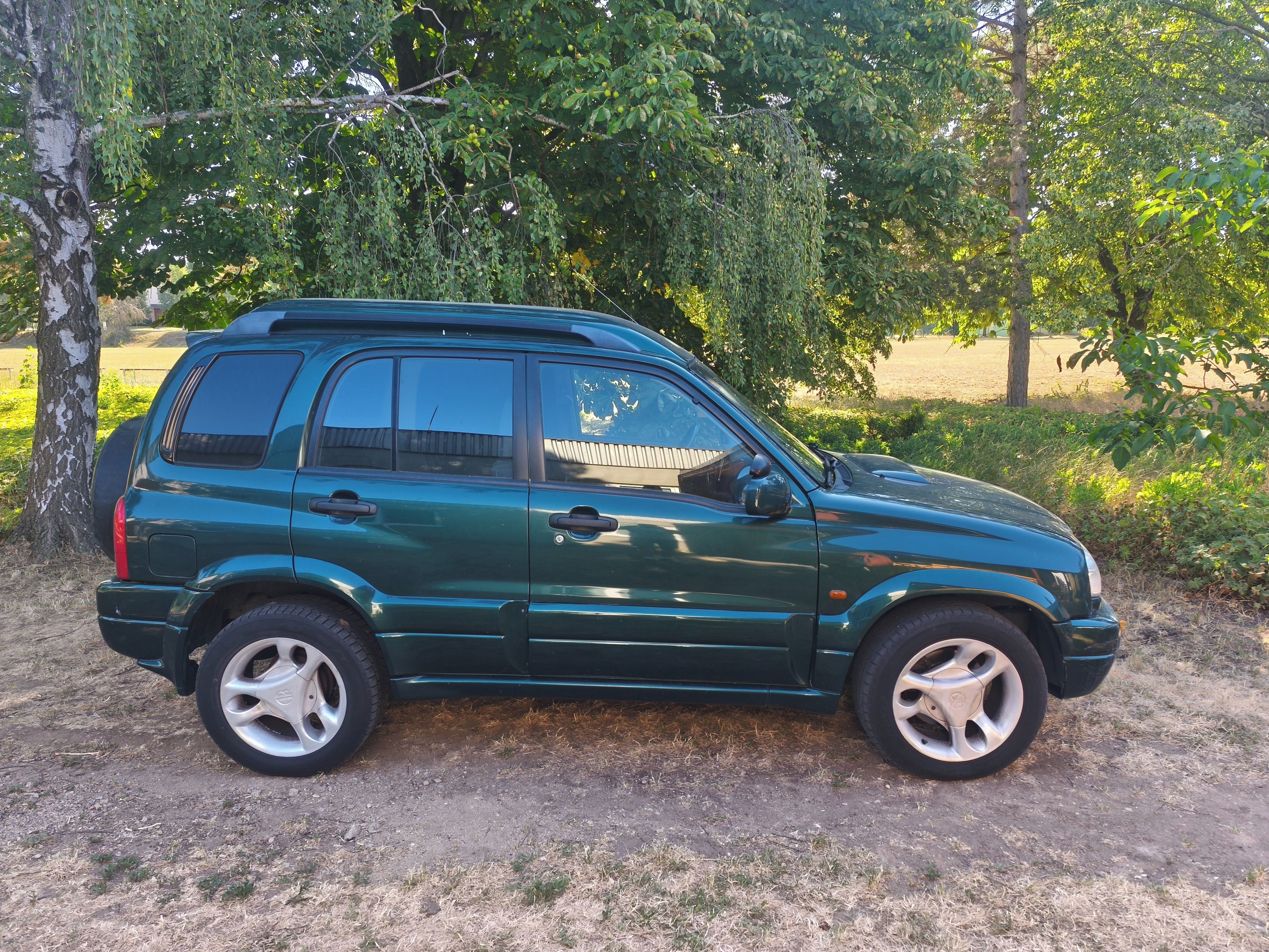 Suzuki Grand Vitara, 2.0 TD VAN, MANUÁL, KLIMA - fotka 2