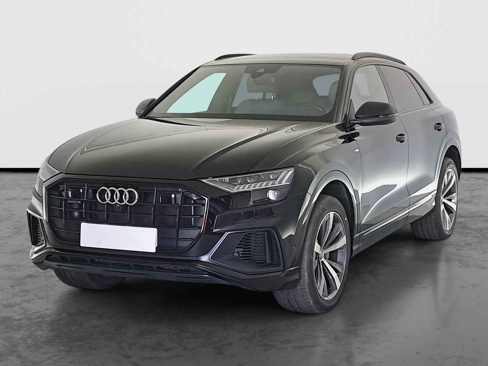 Audi Q8, 50 TDI - fotka 2