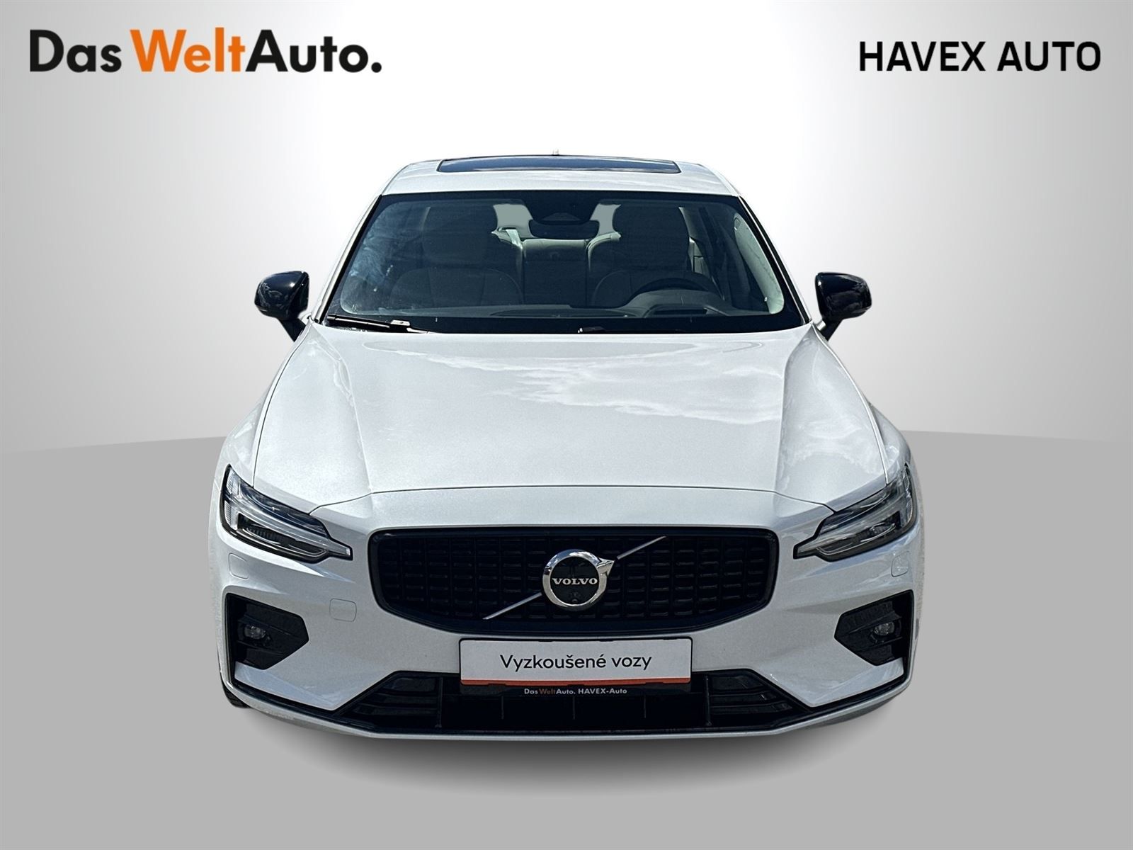 Volvo S60, B5 AWD Automat Ultimate Dark - fotka 4