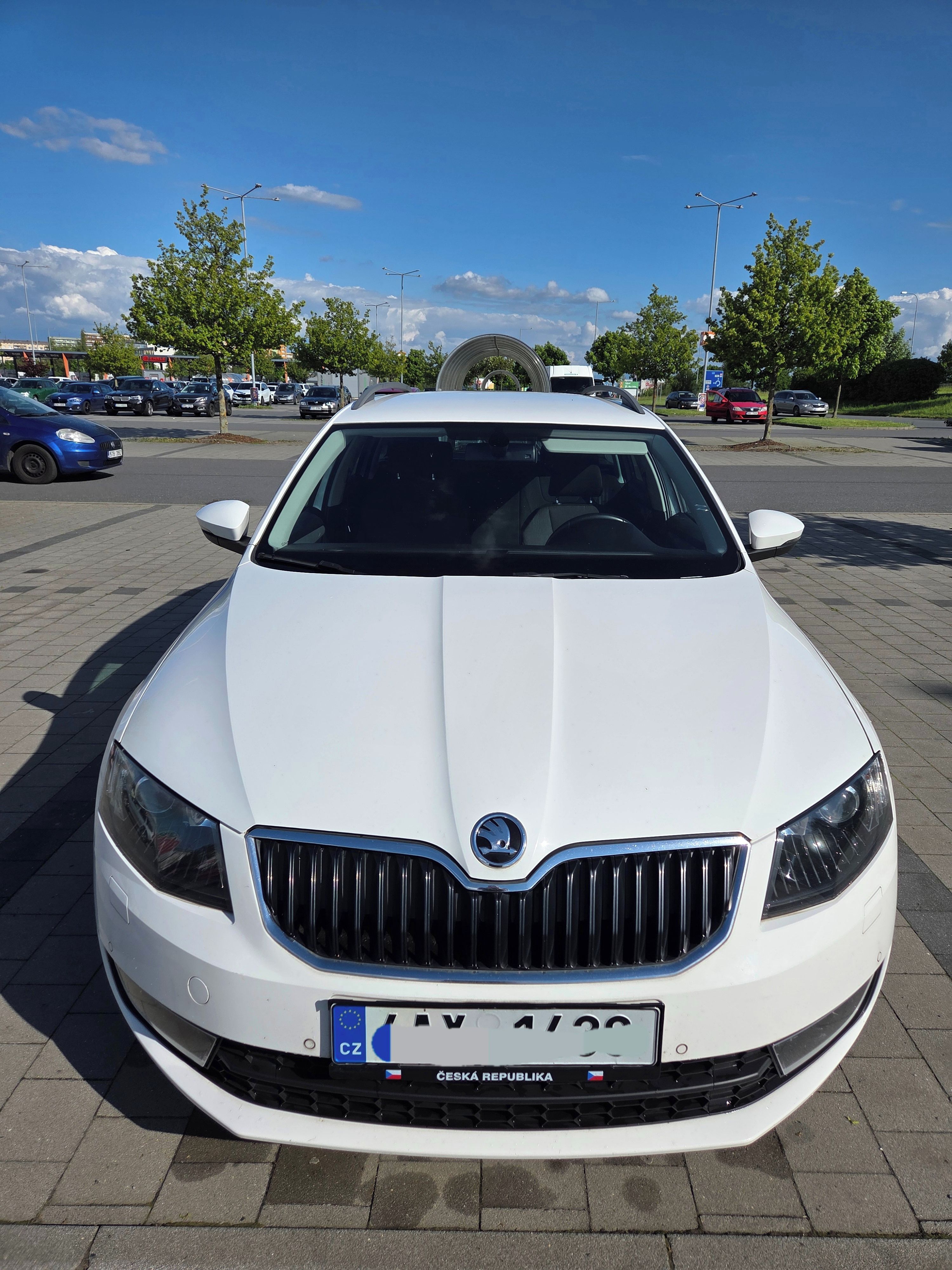 Škoda Octavia, Škoda Octavia 3 Combi 1.6 TDI - fotka 2