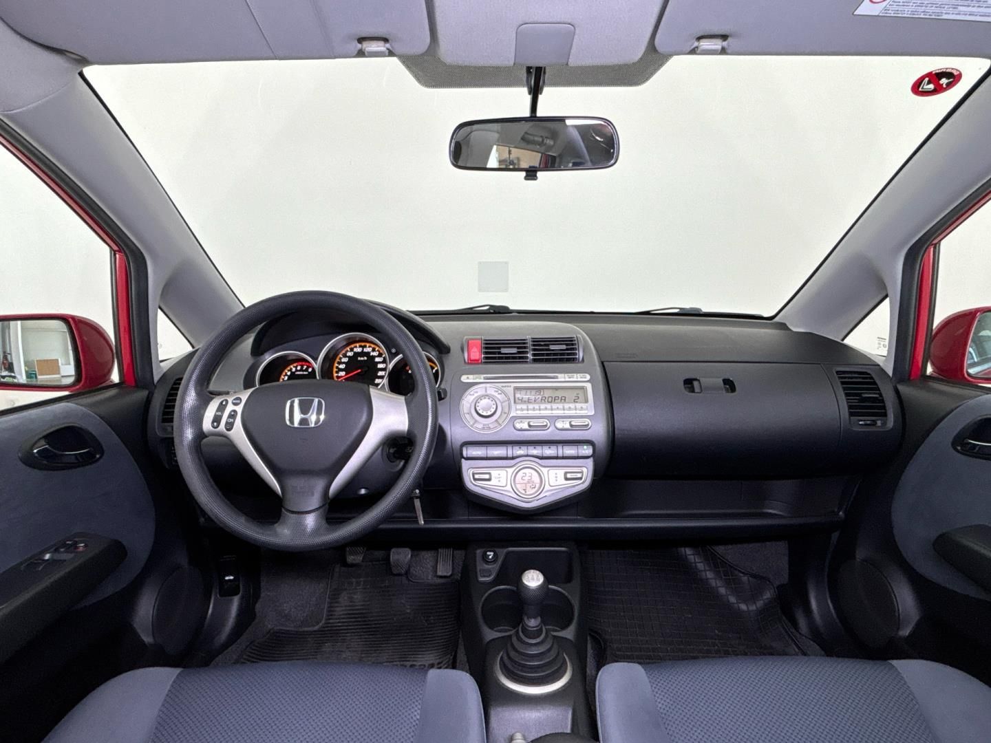 Honda Jazz, 1.3 i / 61 kW - fotka 5