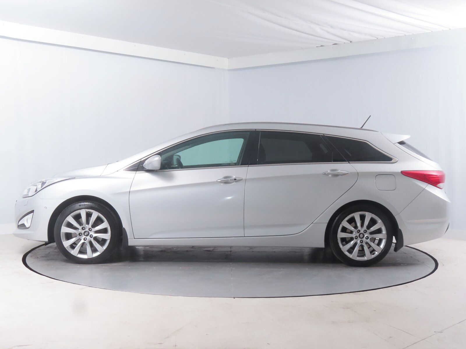 Hyundai i40, 1.7 CRDi, ČR,1.maj - fotka 3