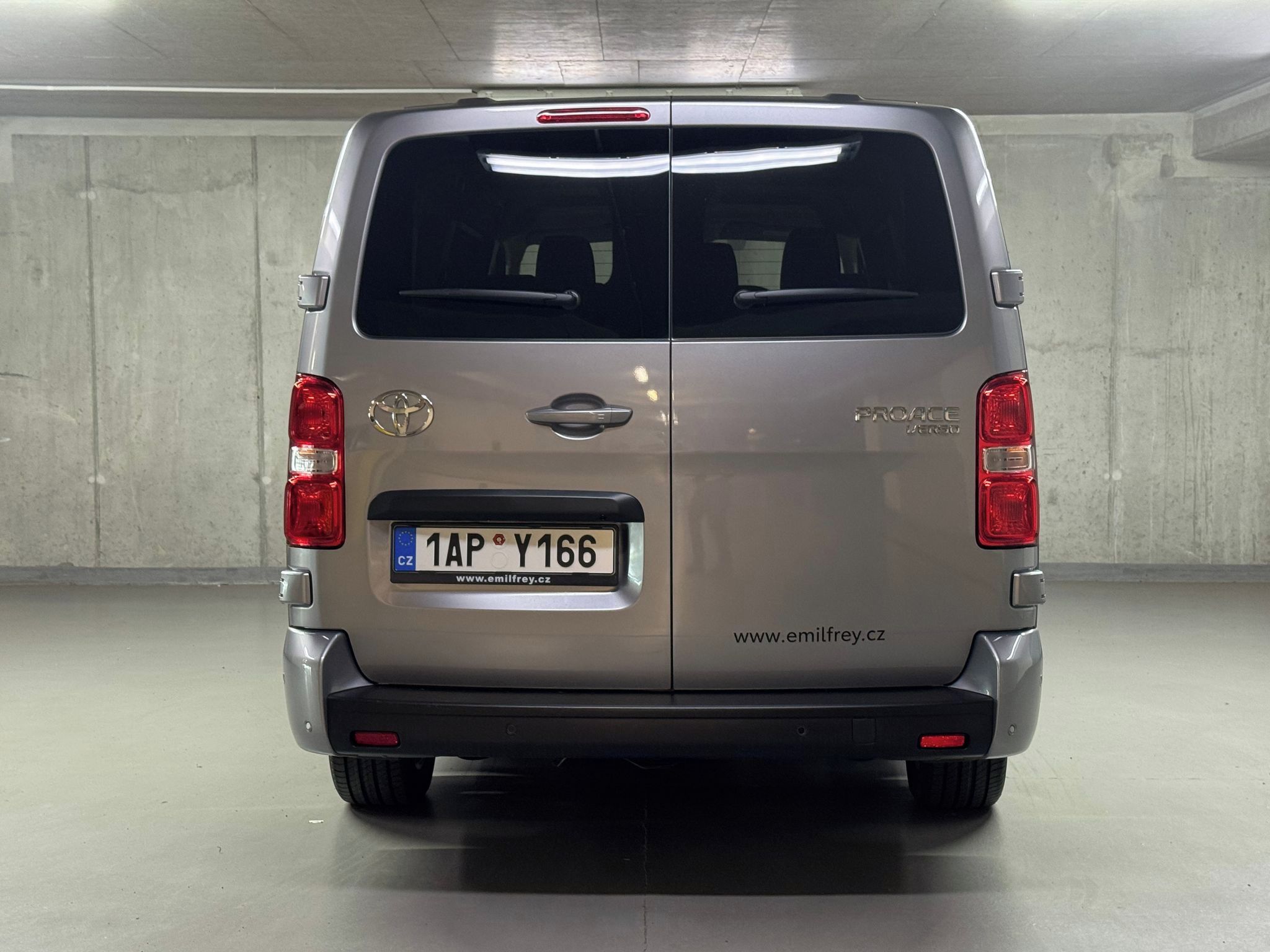 Toyota Proace Verso, 2.2,D-4D,Glass Van,Business,9S - fotka 6