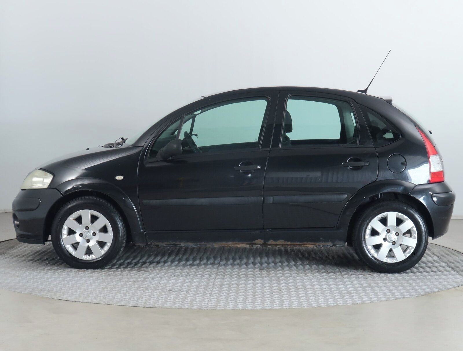 Citroën C3, 1.4 HDi, Klima, rezervace - fotka 3