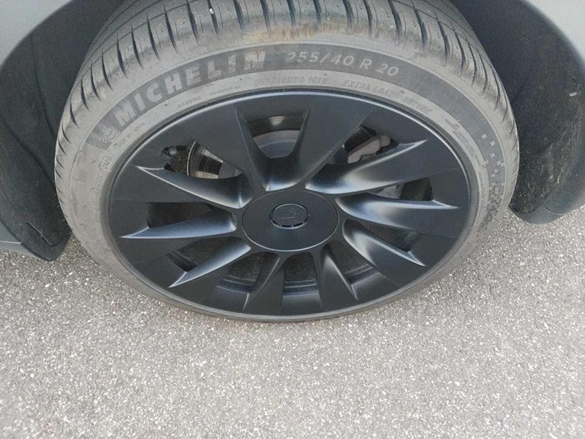 Tesla Model Y, Long Range AWD | Berlín - fotka 6