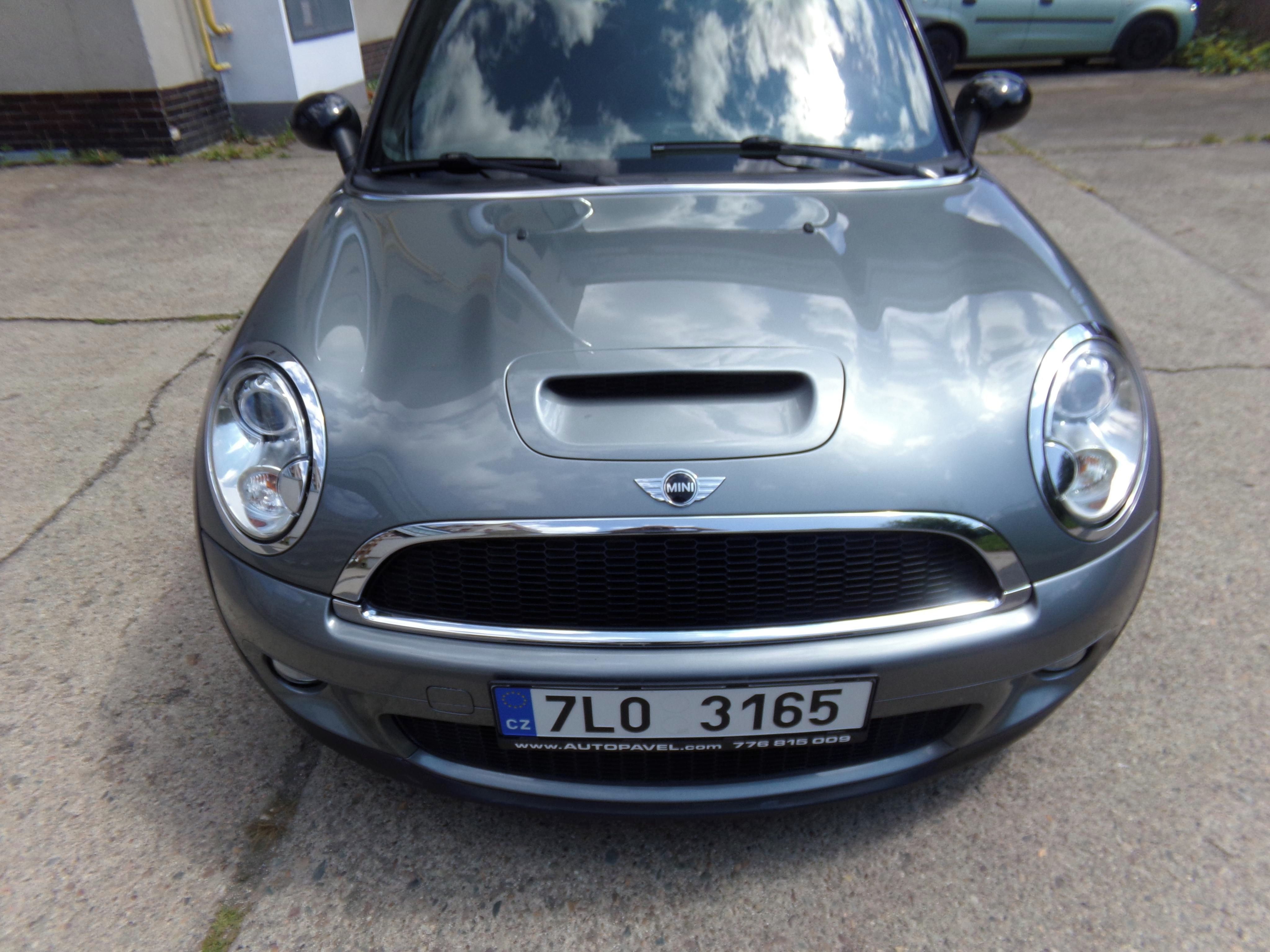 Mini Cooper S, 1.6 John Cooper Works - fotka 5