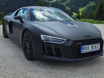 R8 V10 RWS pouze 999 ks