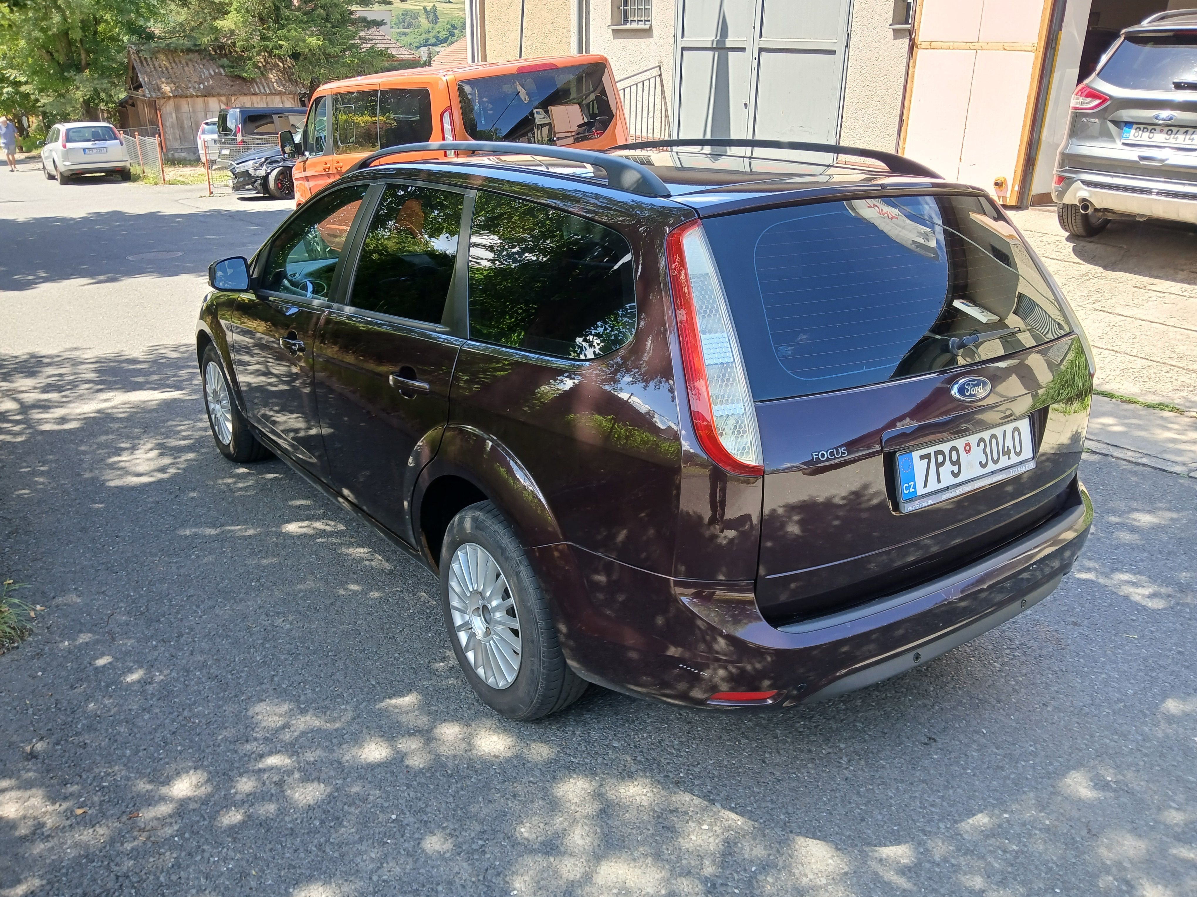 Ford Focus, 1.Majitel,1.6benzín - fotka 6