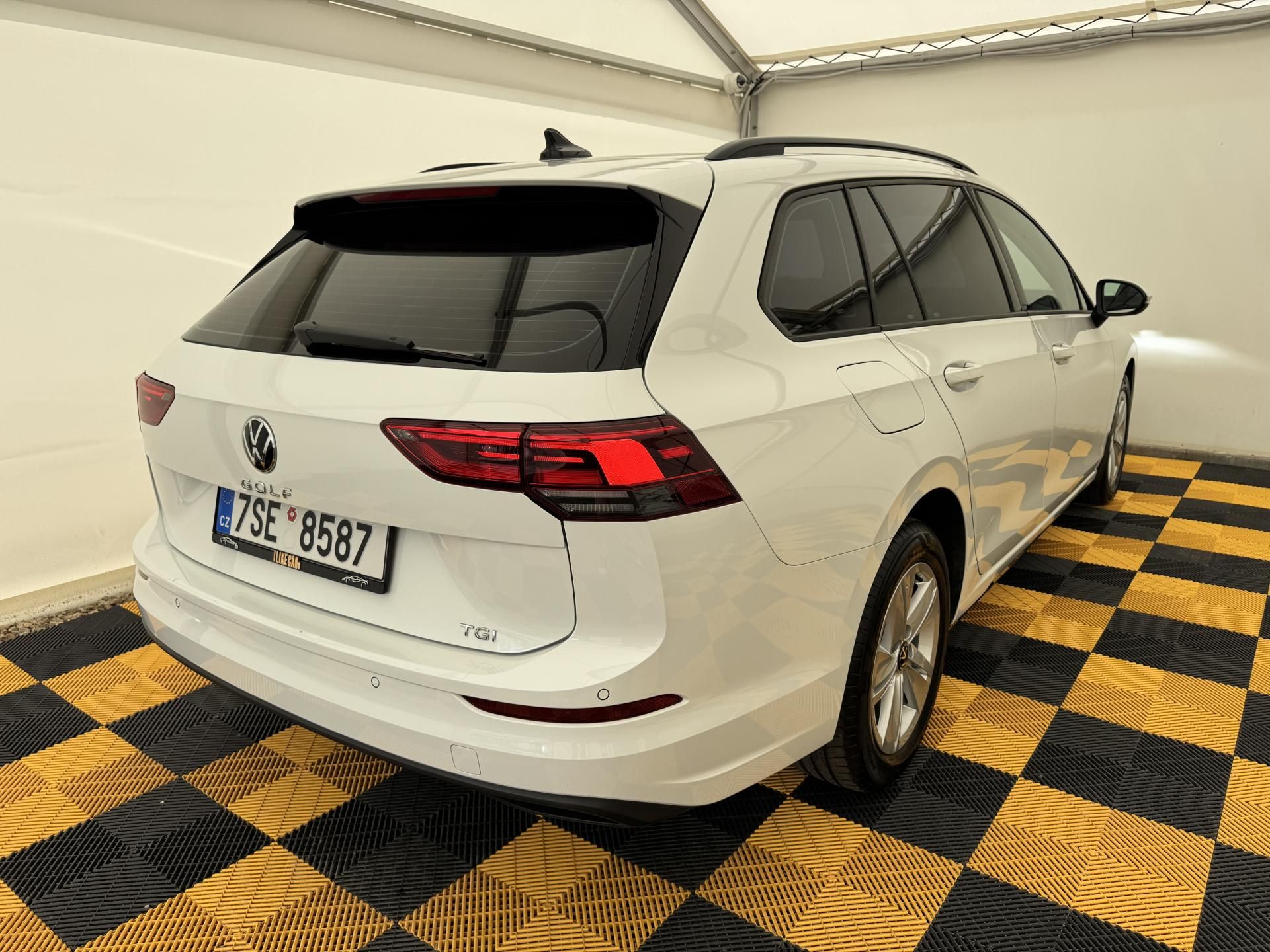 Volkswagen Golf, 1.5tsi*96kw*CNG*1-MAJ*DPH* - fotka 5