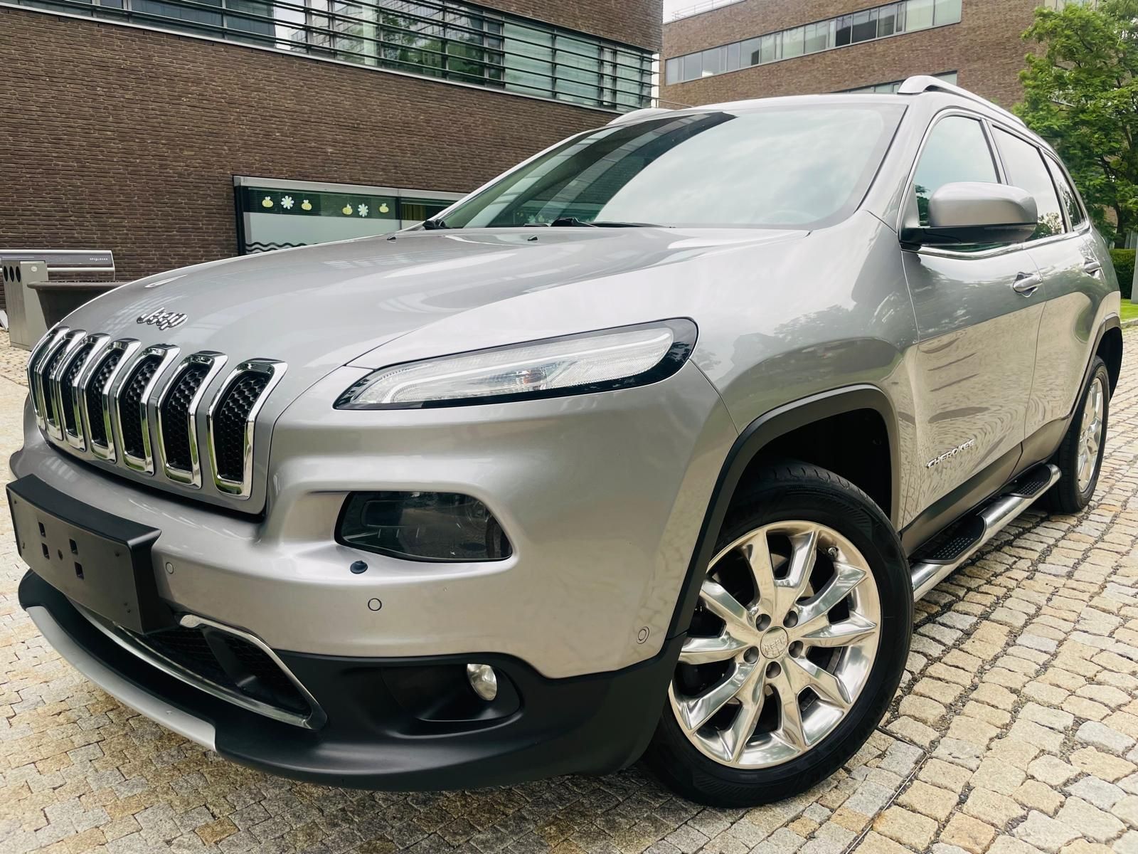 Jeep Cherokee, 2.2D 4x4 AUT KAMERA TAŽNÉ LED - fotka 2