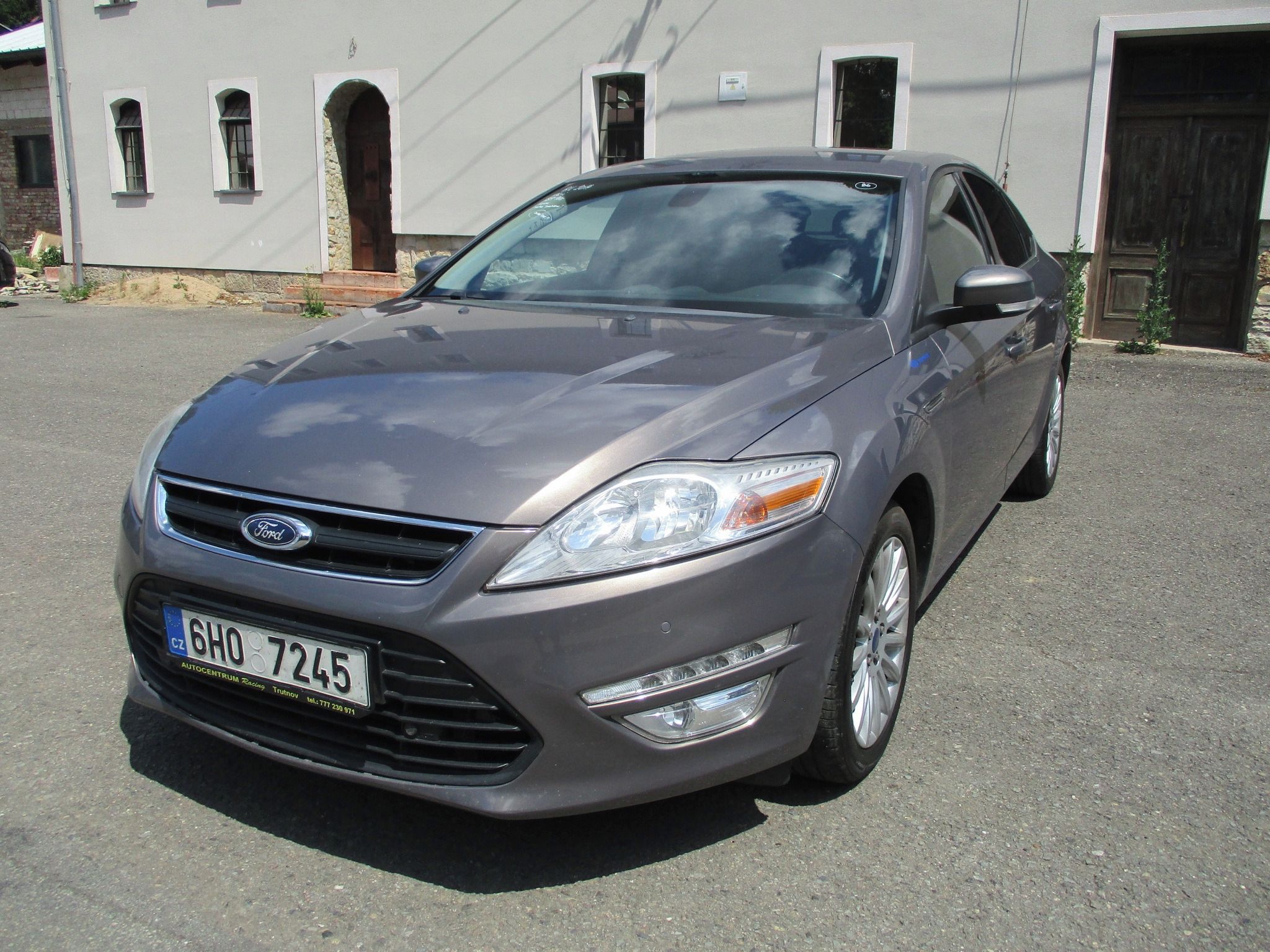 Ford Mondeo, III 1.6 i - Tažné zařízení