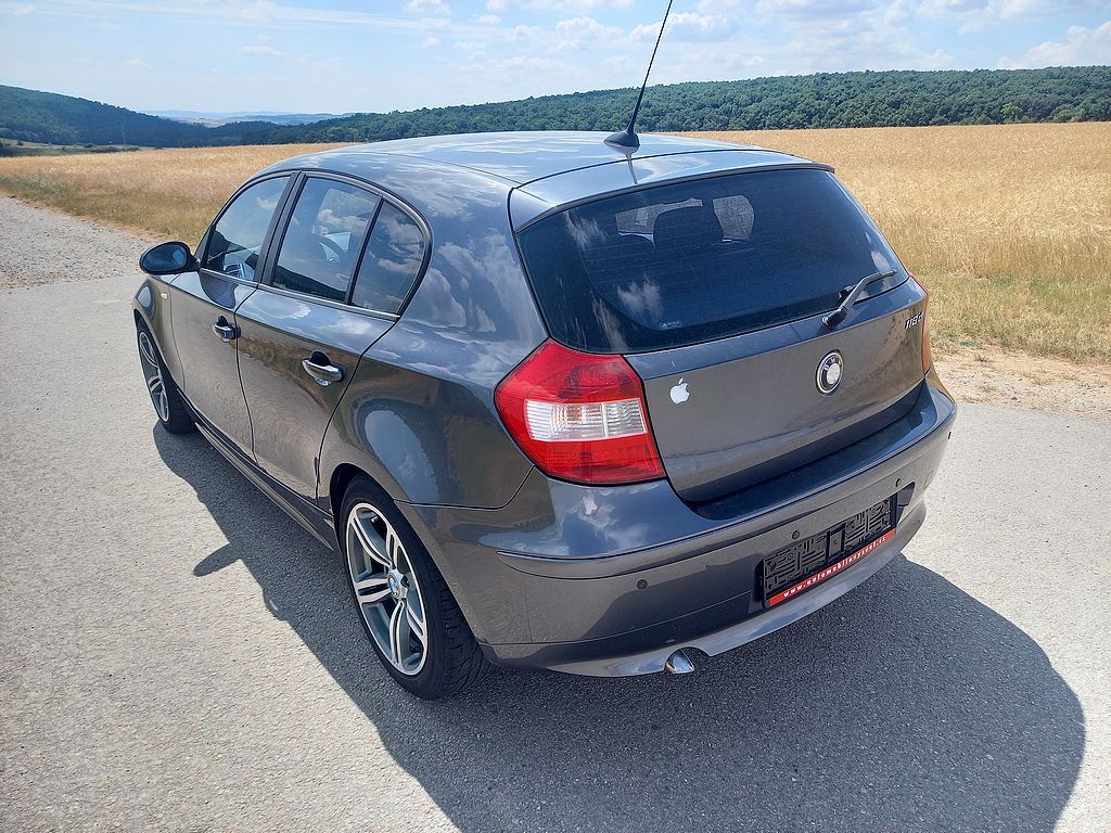 BMW Řada 1, 118d  klima+SERVIS+154000km!!! - fotka 4