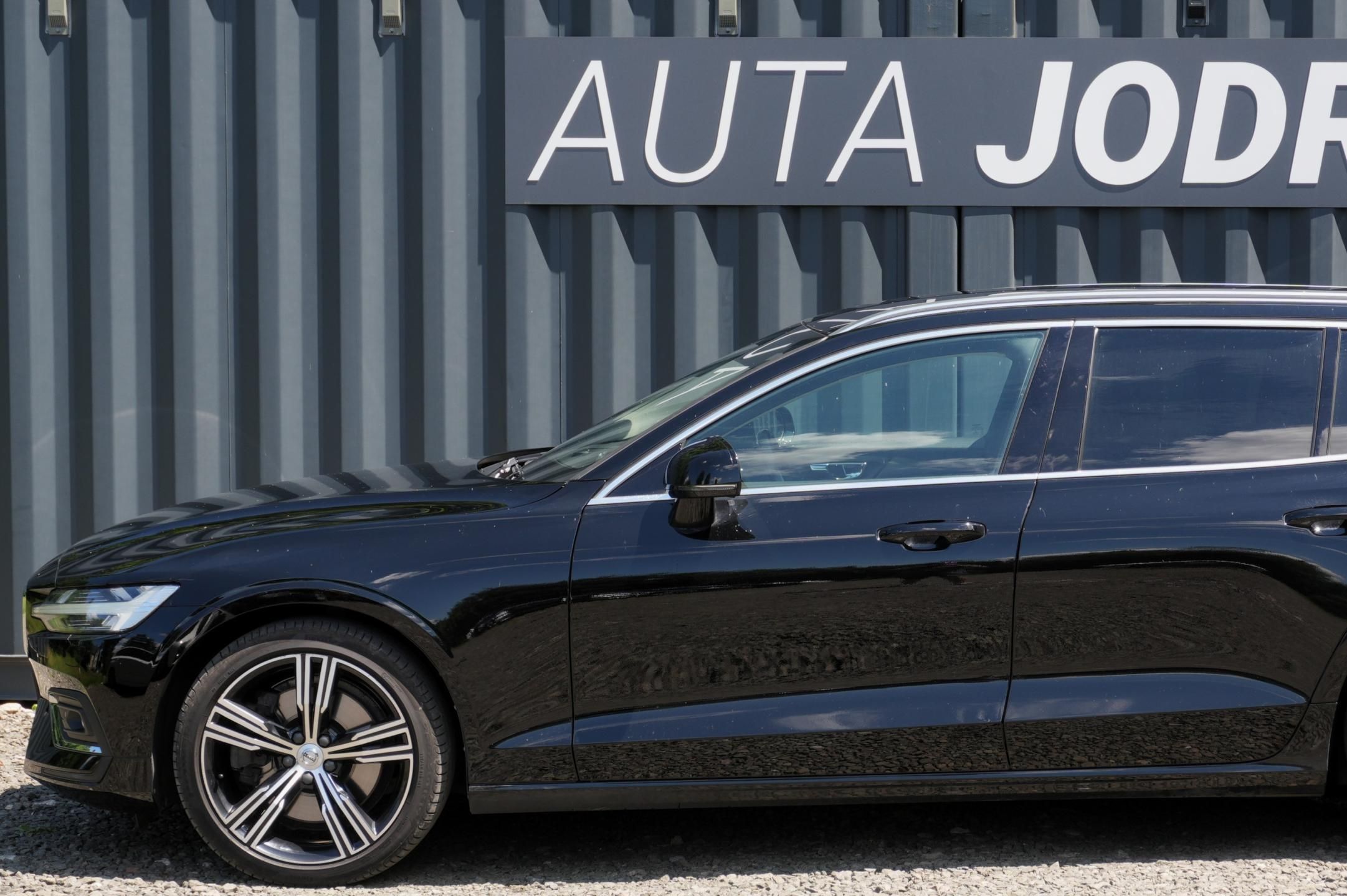 Volvo V60, T6 AWD, Polestar, H/K, Tažné - fotka 2