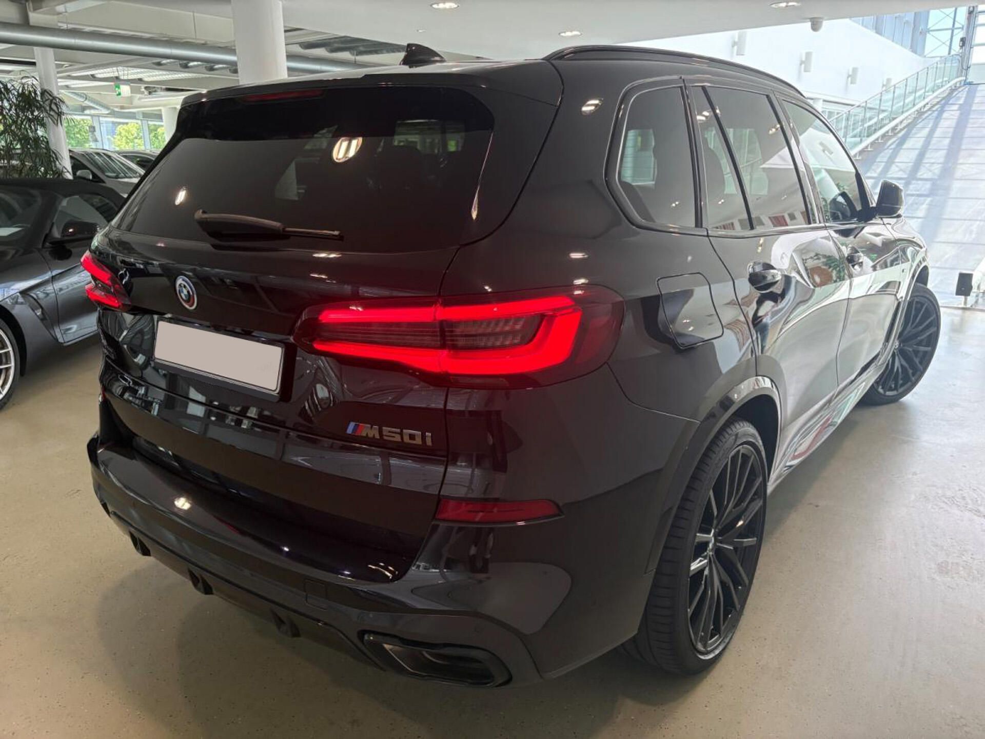 BMW X5, xDriveM50i Pano HuD H/K 360 Ta - fotka 4
